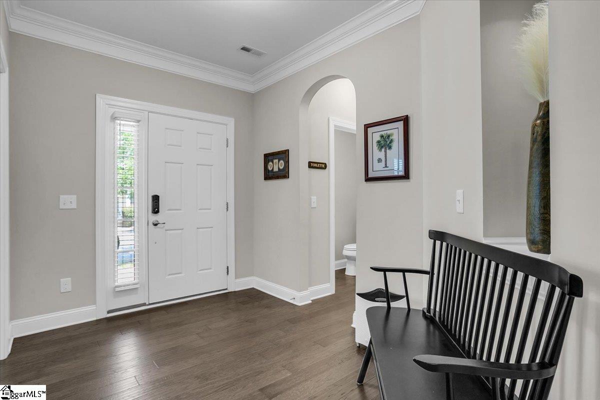 404 Algonquin Trail
