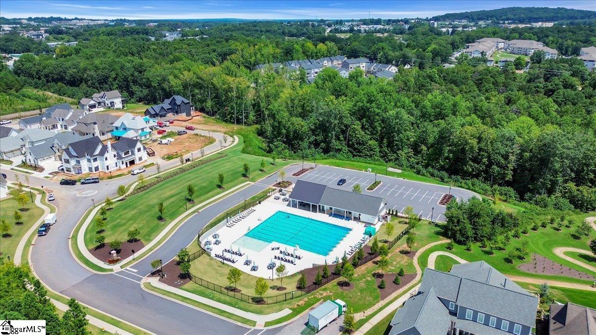 404 Algonquin Trail