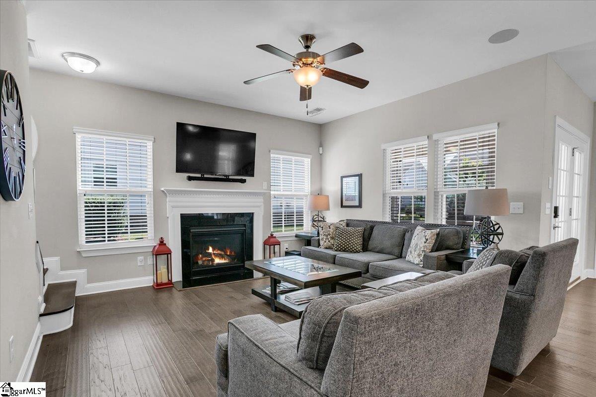 404 Algonquin Trail