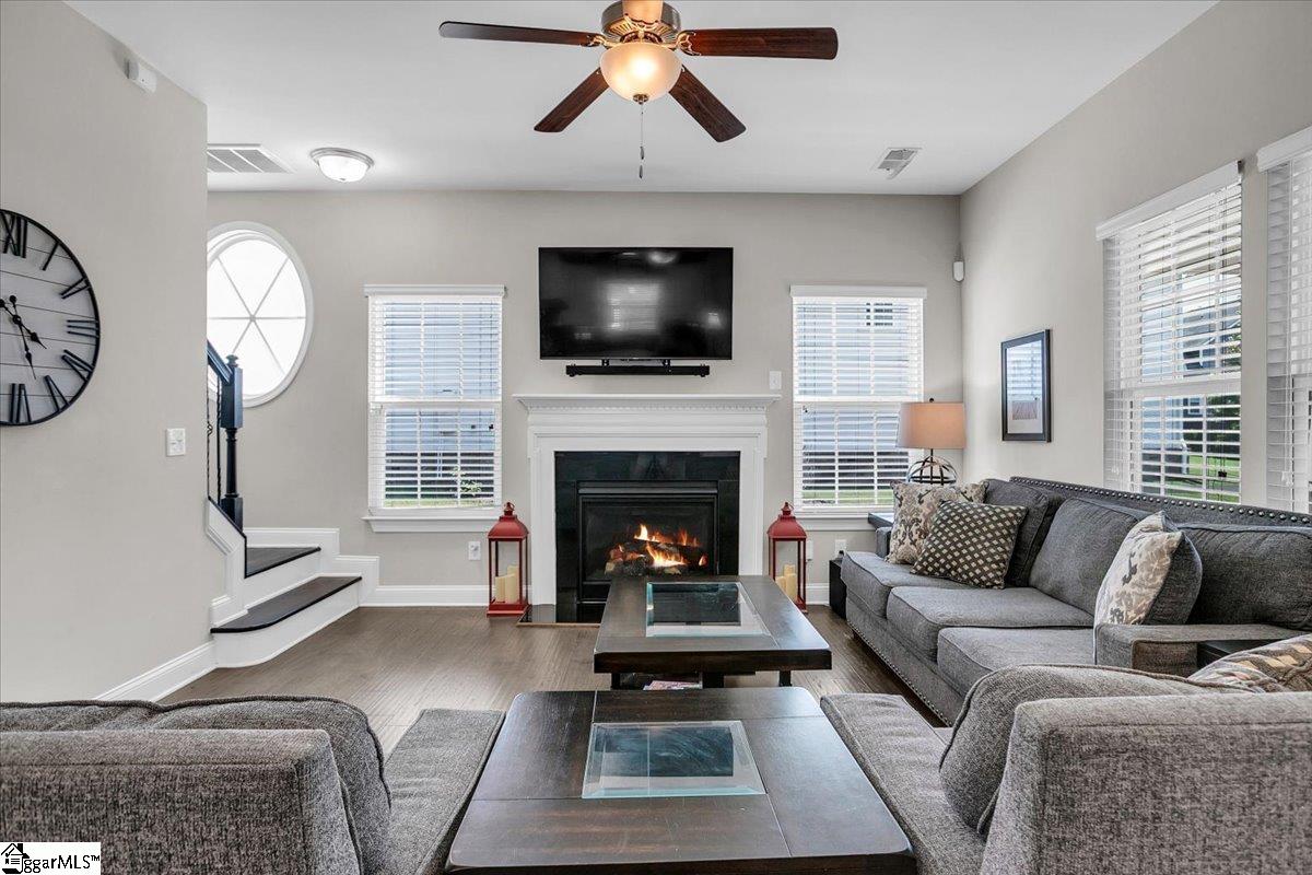 404 Algonquin Trail