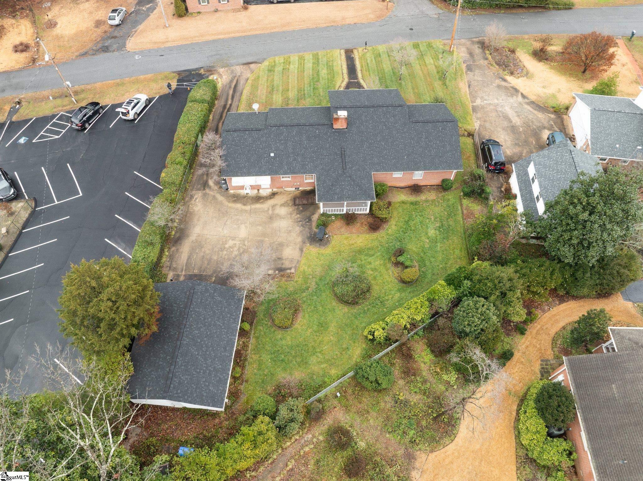 2 Woodfern Circle