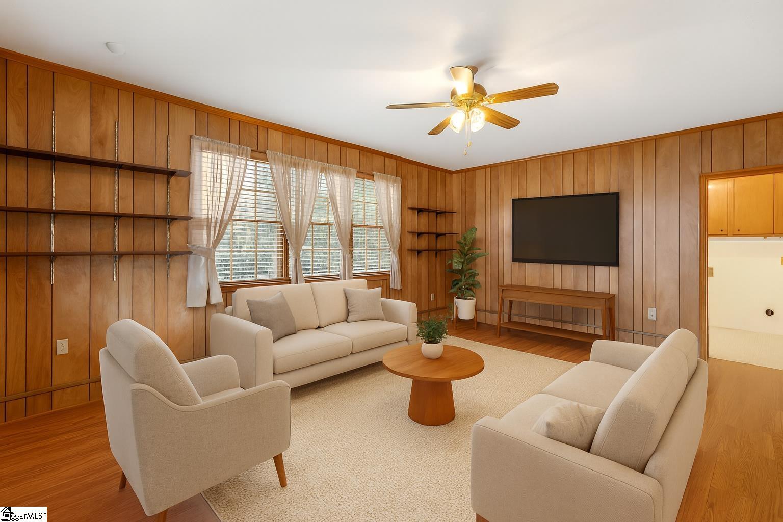 2 Woodfern Circle