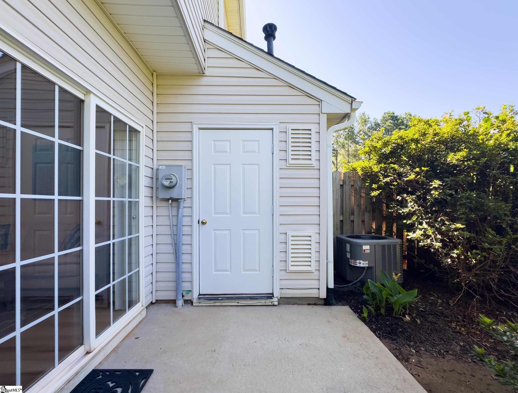 525 Waterbrook Drive