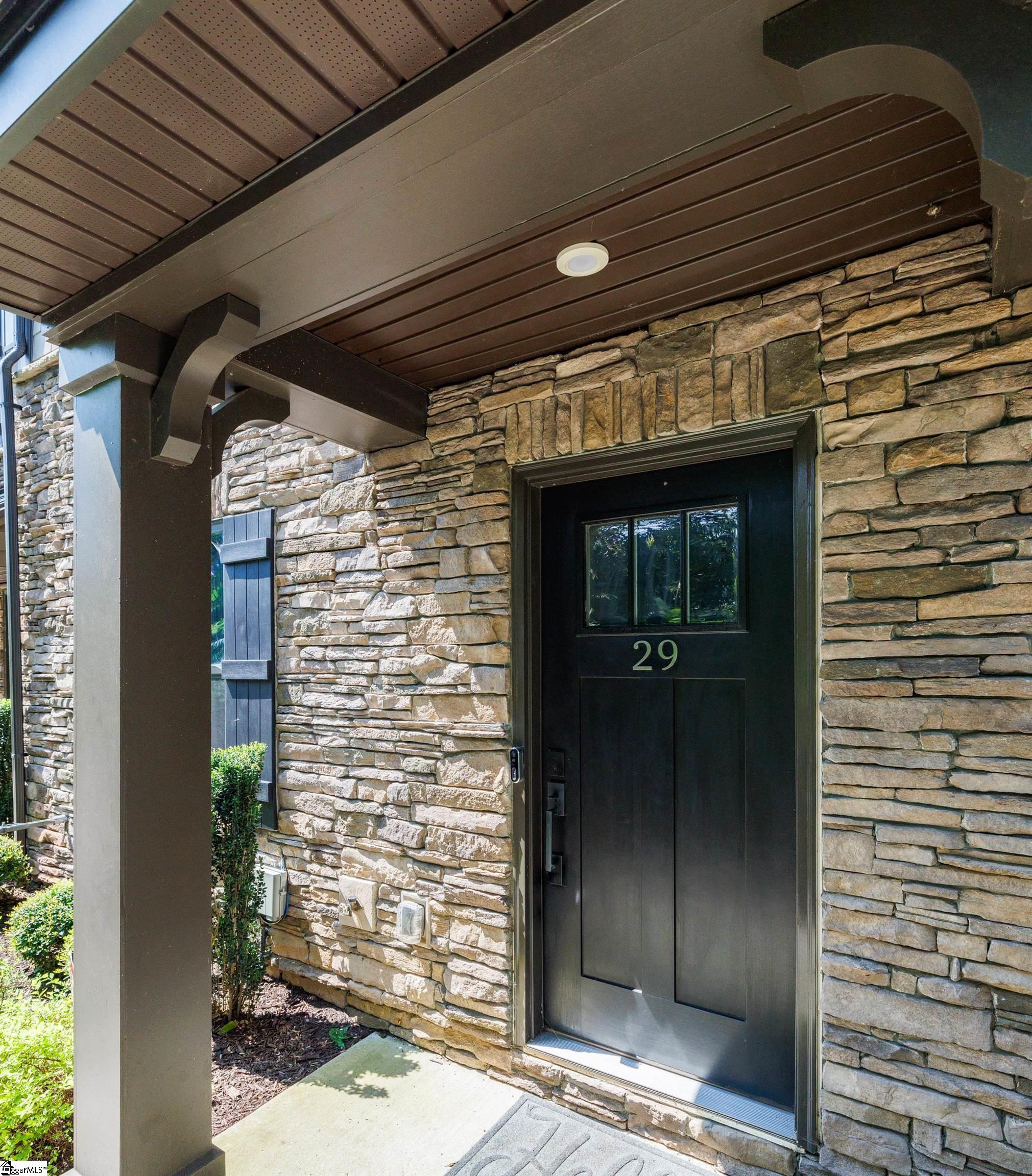 29 Rollins Avenue