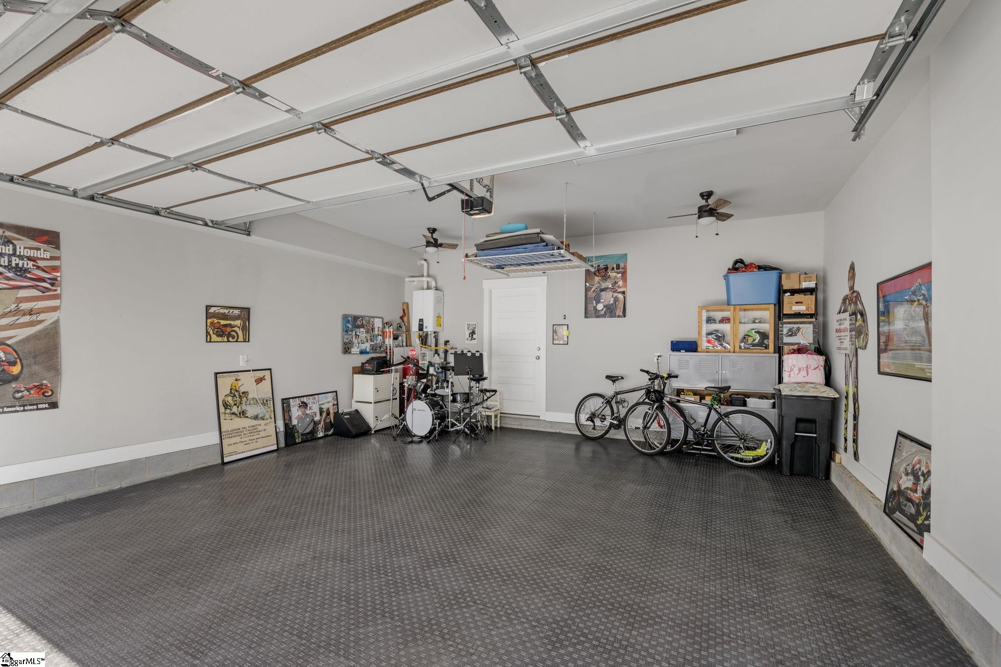 7 Hub Street