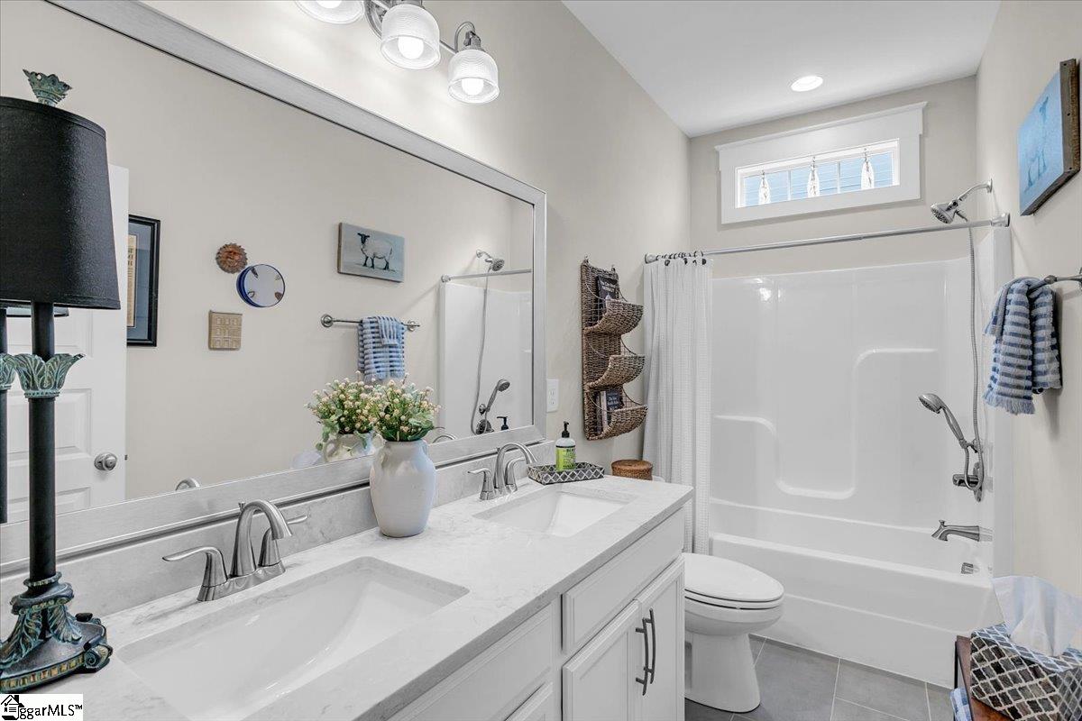 311 Nebbiolo Lane, Simpsonville