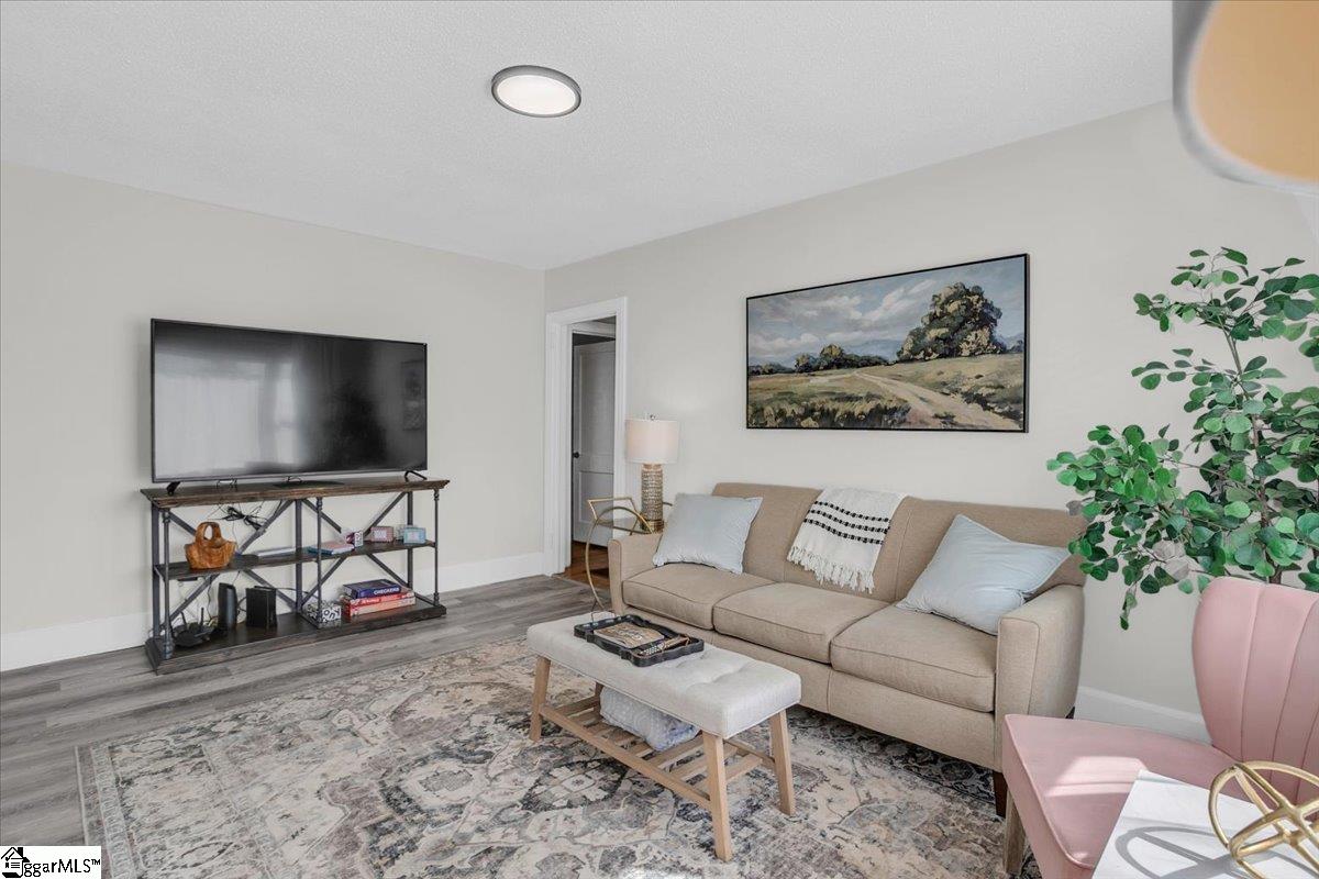 322 Pine Street, Greer