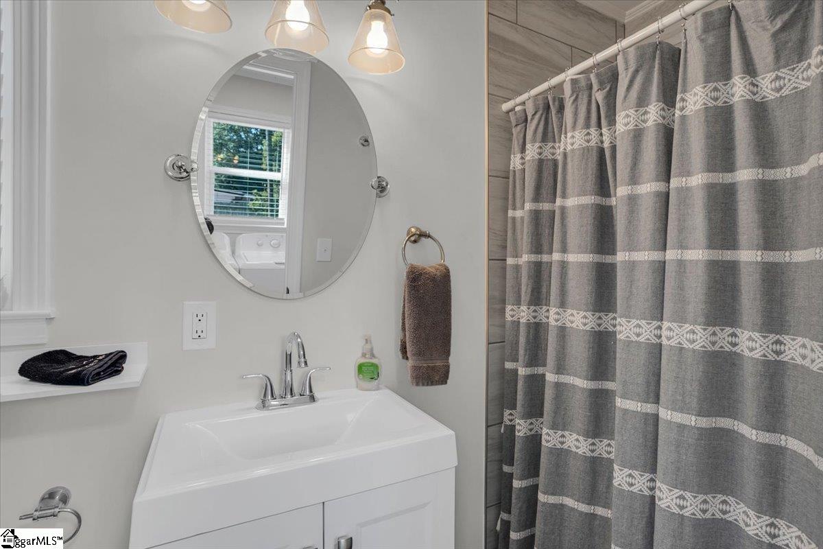 322 Pine Street, Greer