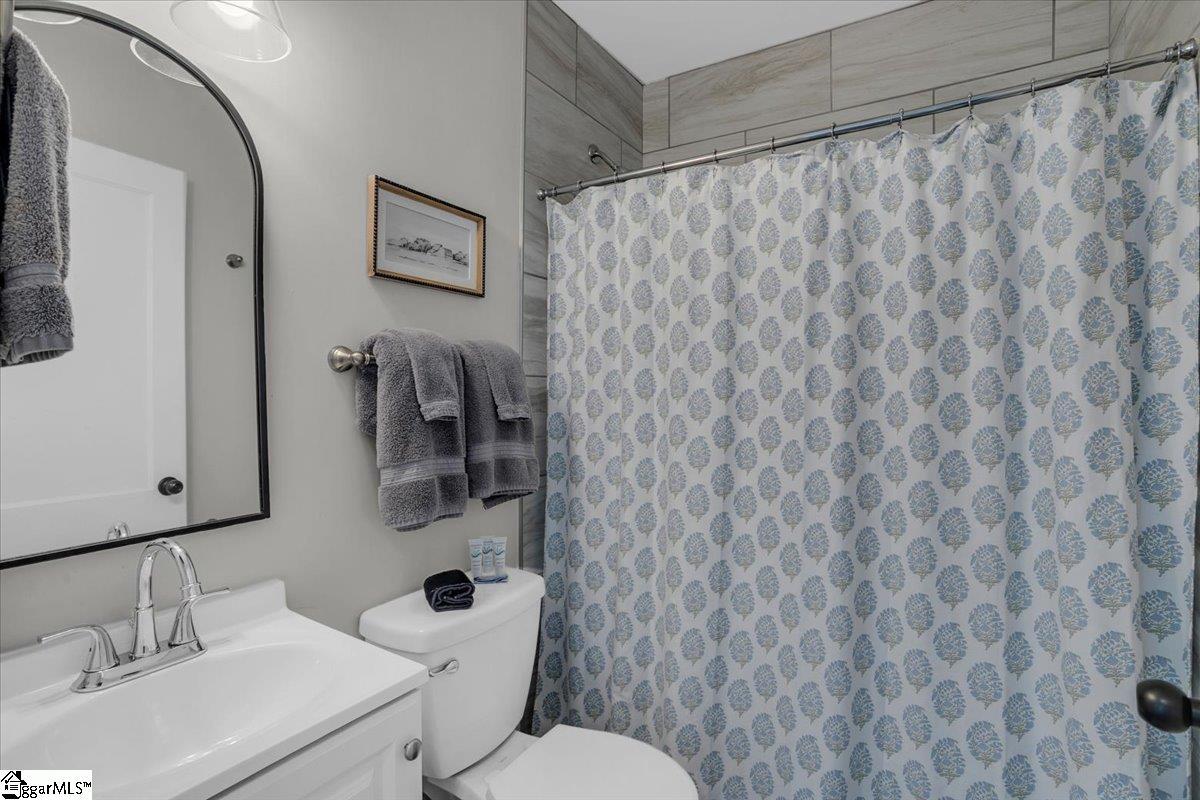 322 Pine Street, Greer