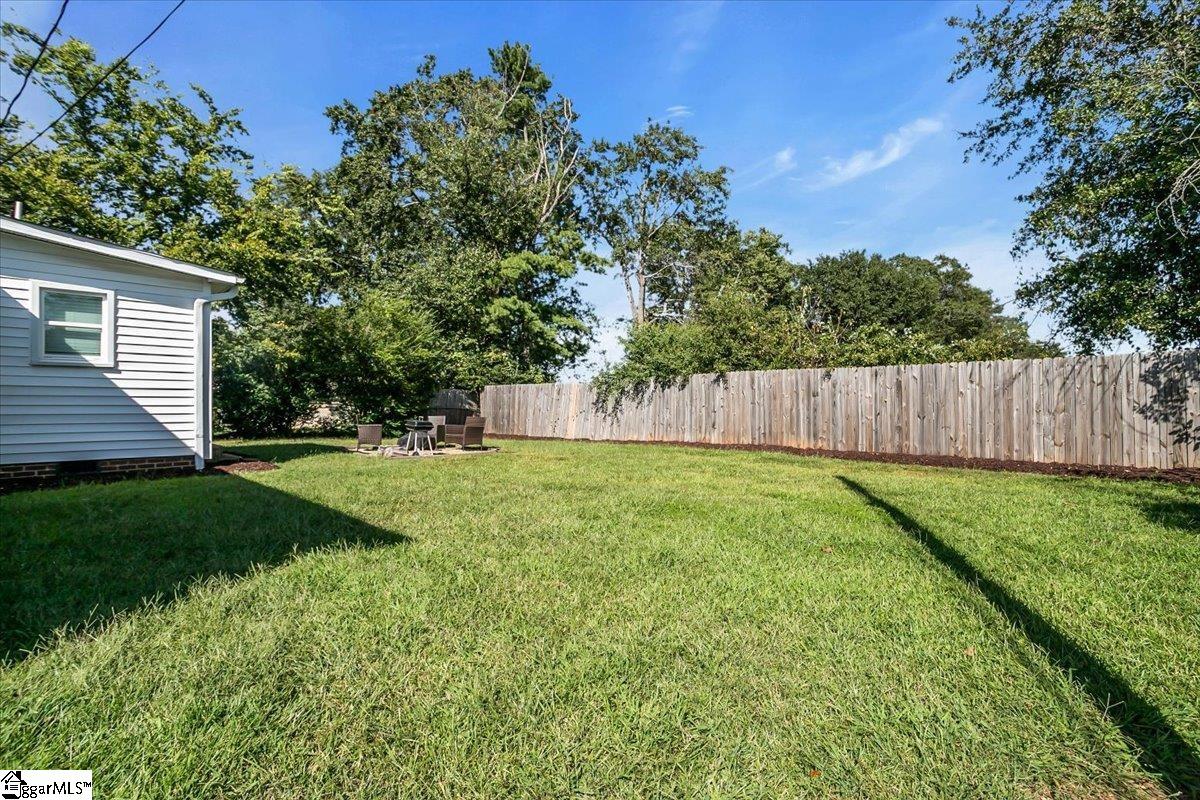 322 Pine Street, Greer