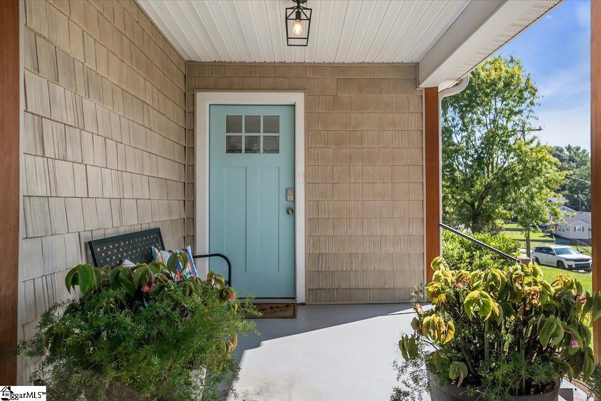 322 Pine Street, Greer