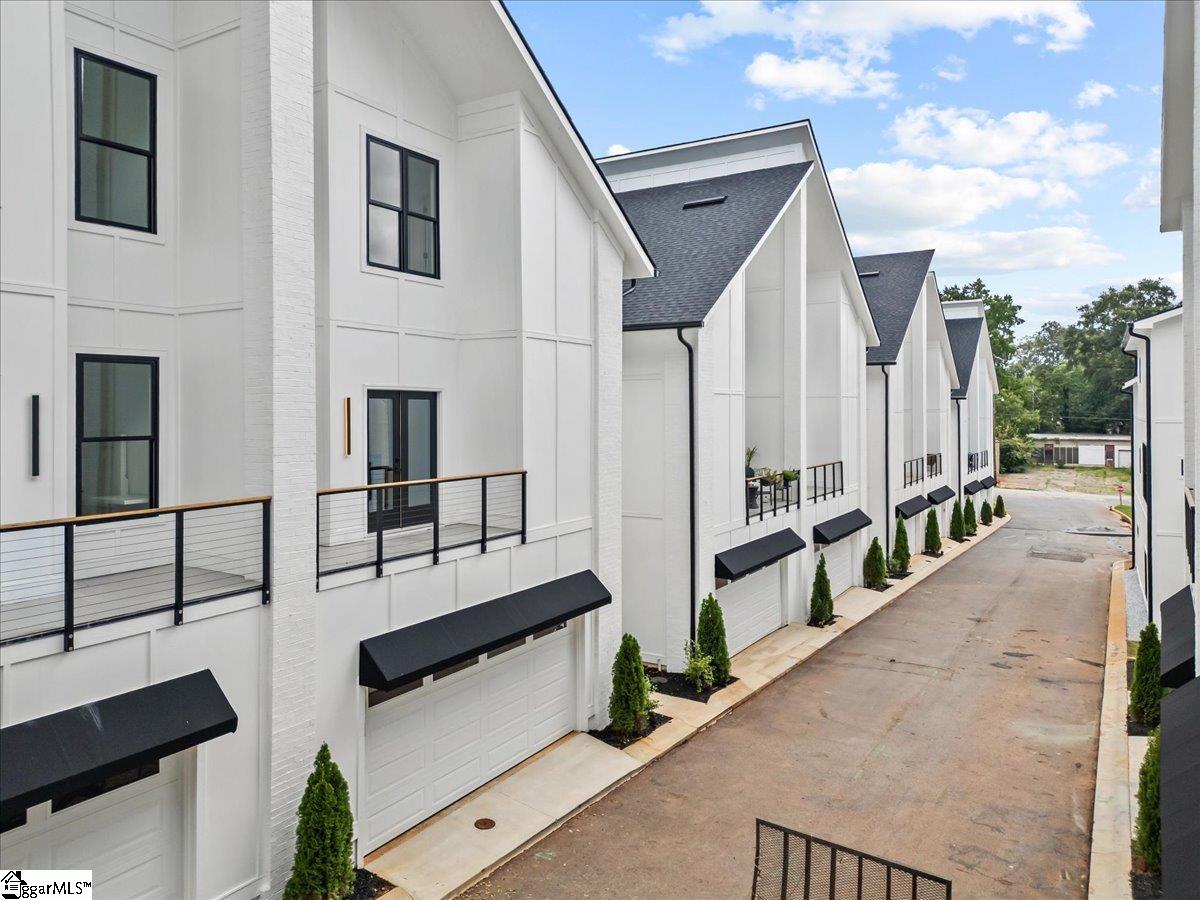 112 Lepak Lane, Greenville