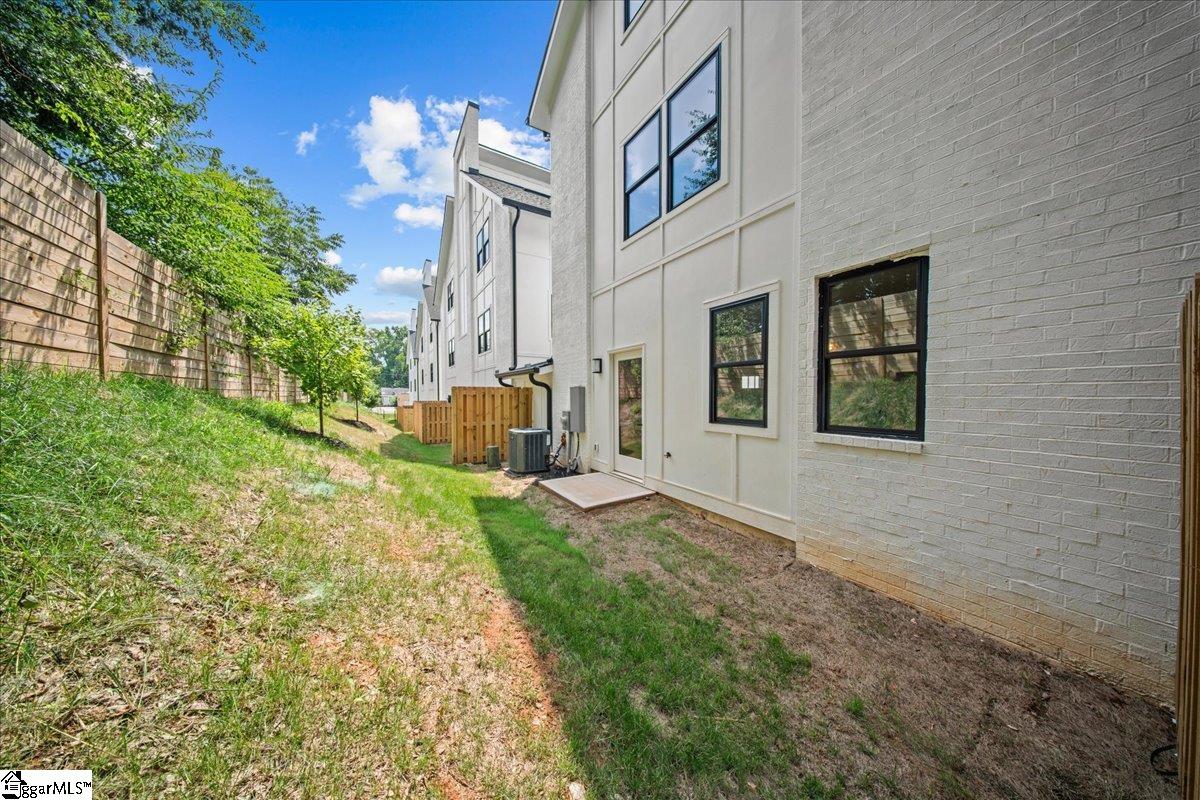 112 Lepak Lane, Greenville