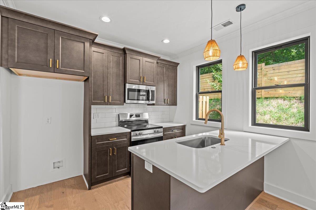 112 Lepak Lane, Greenville