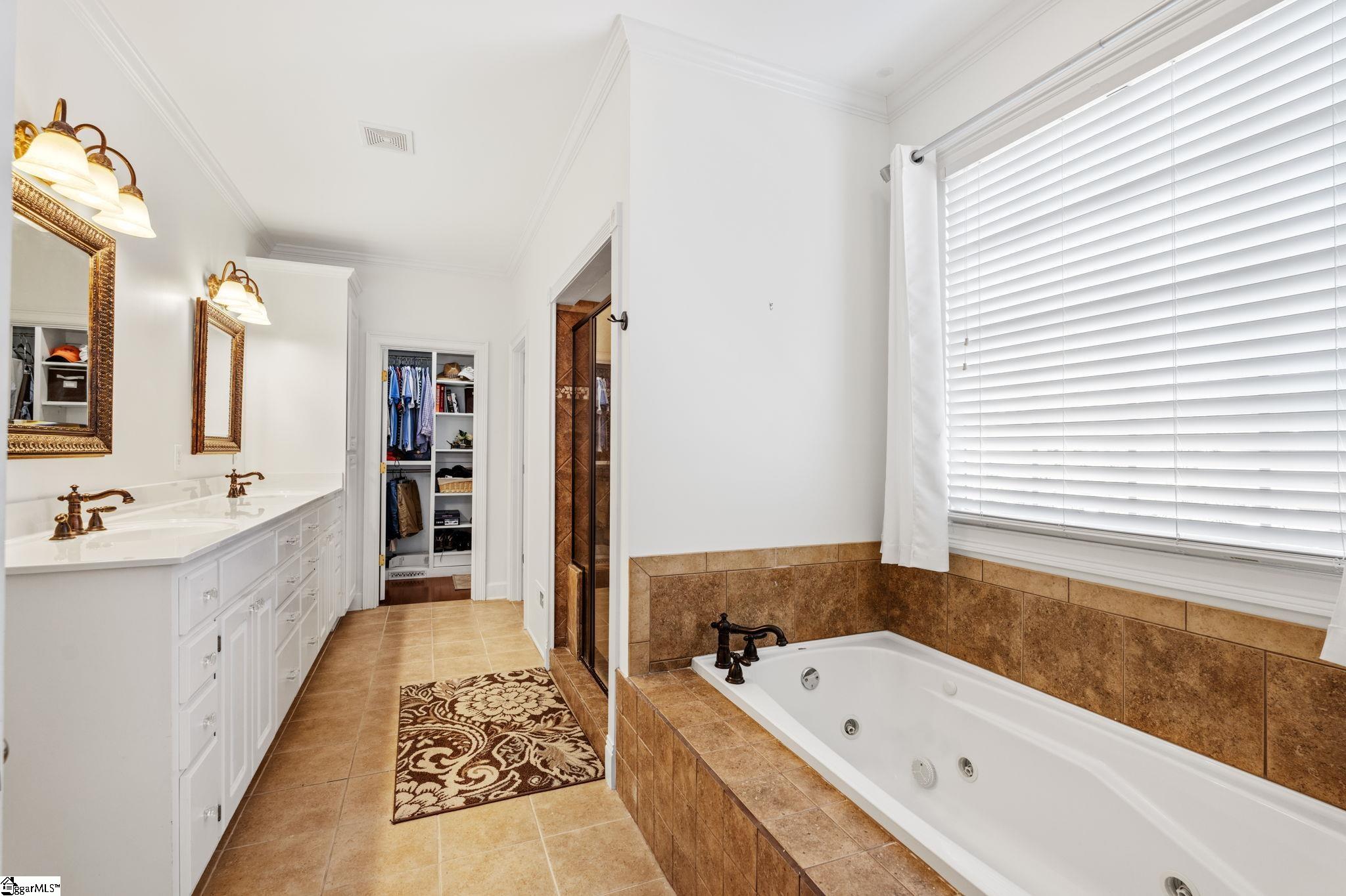 504 Cypress Links Way