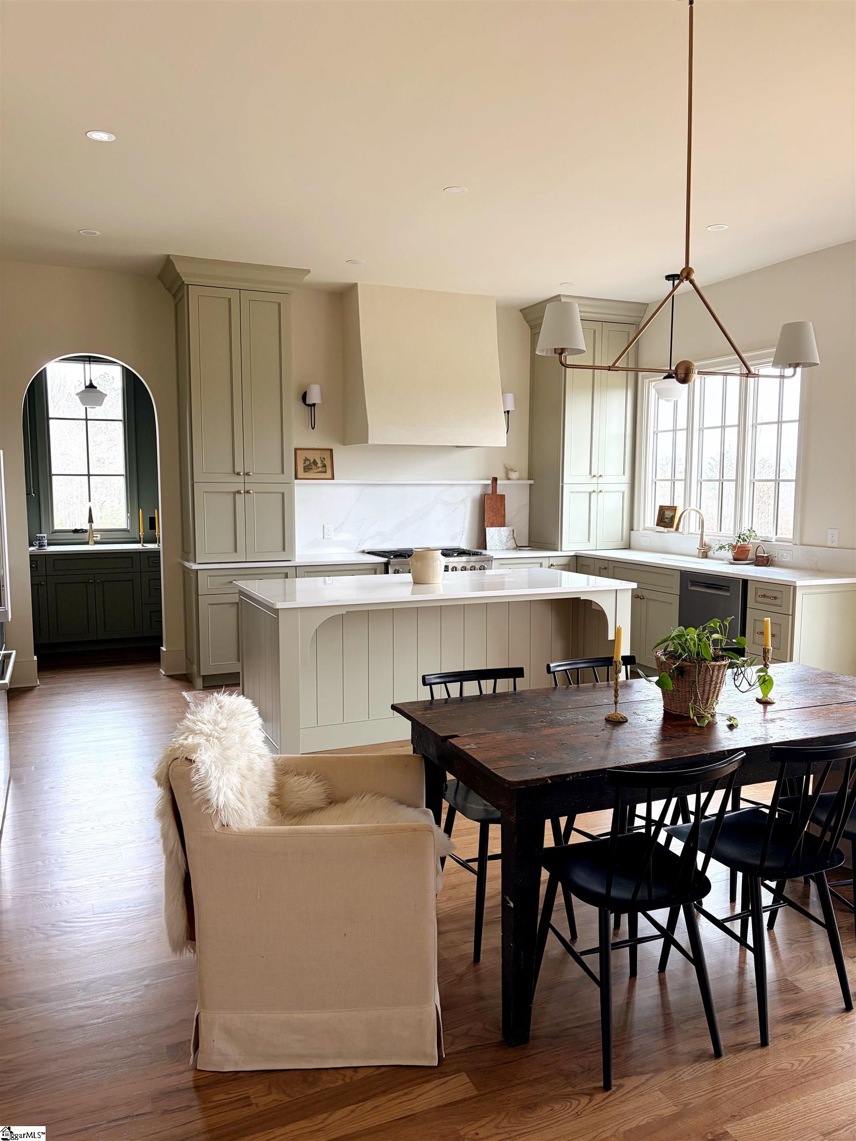 156 Meadow Park Drive