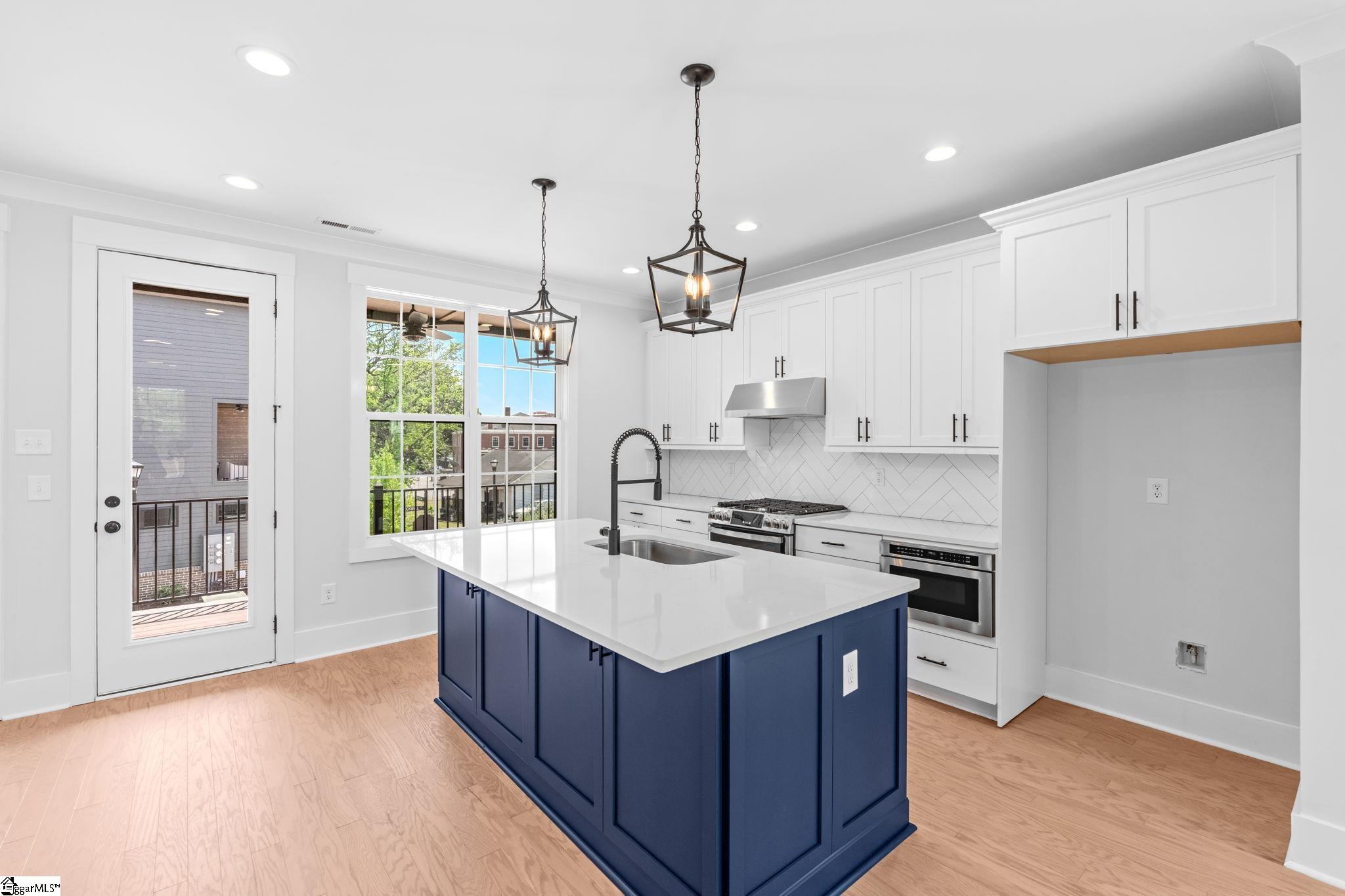 1305 Pendleton Street Unit 12