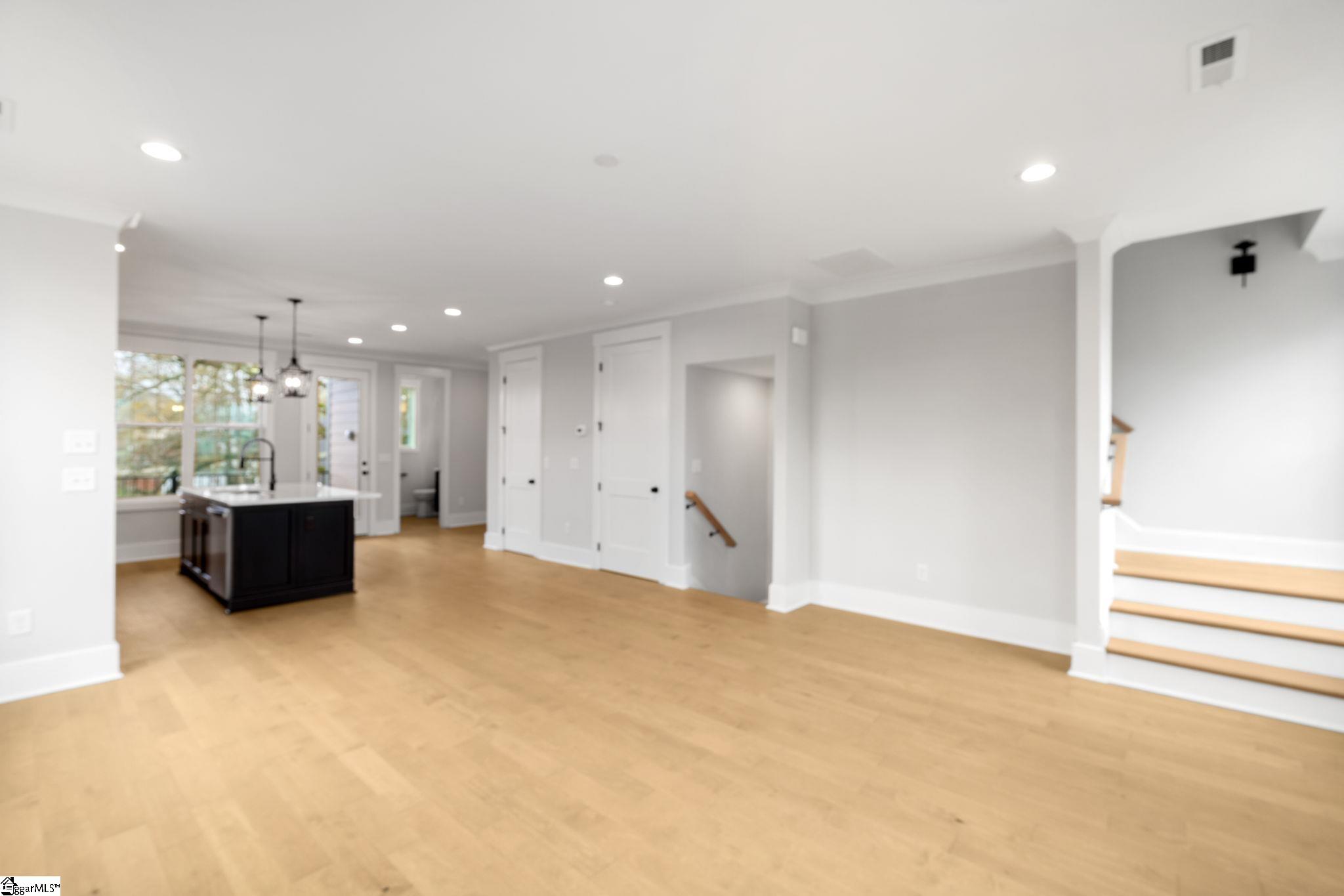 1305 Pendleton Street Unit 12