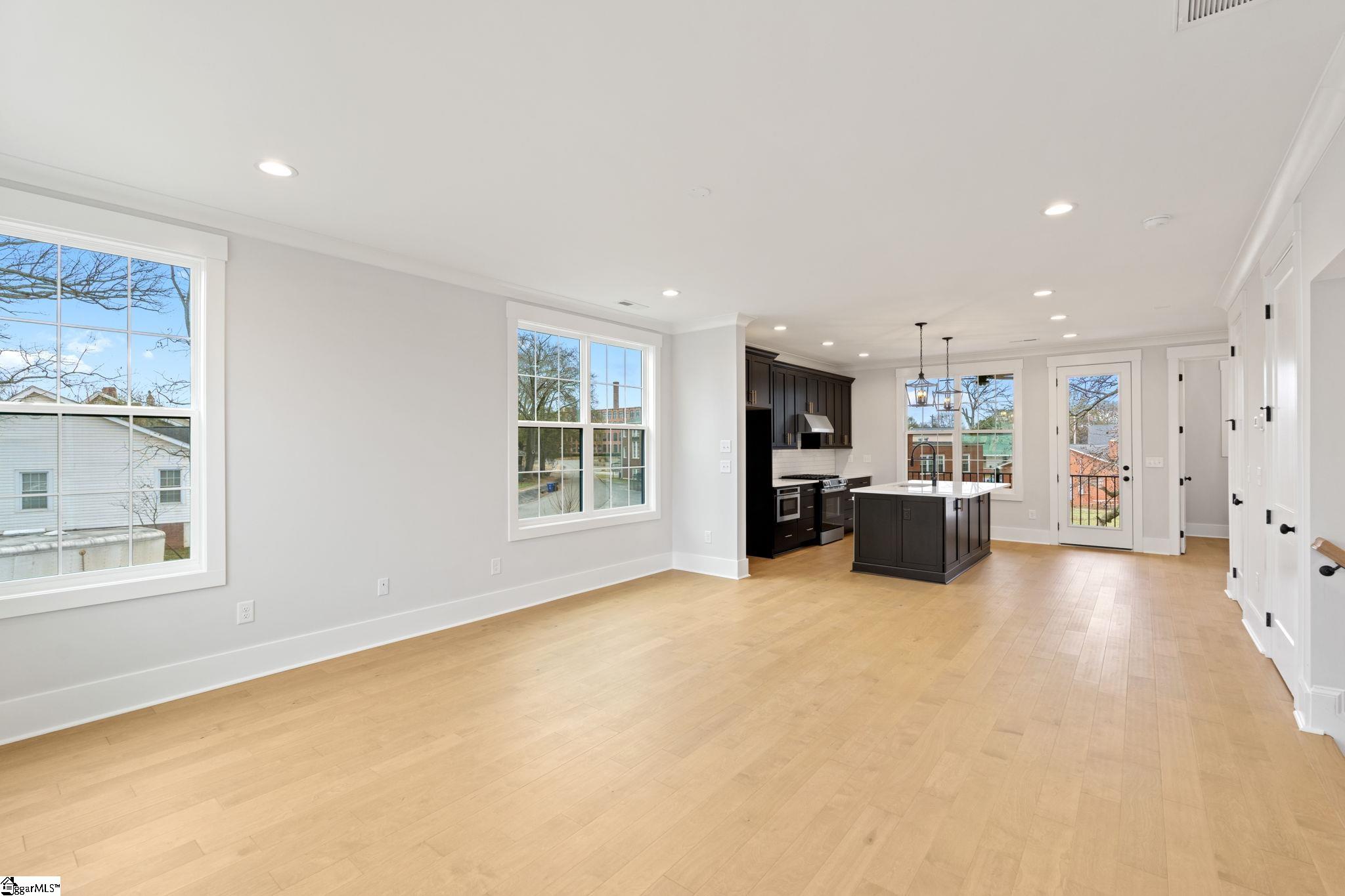 1305 Pendleton Street Unit 12