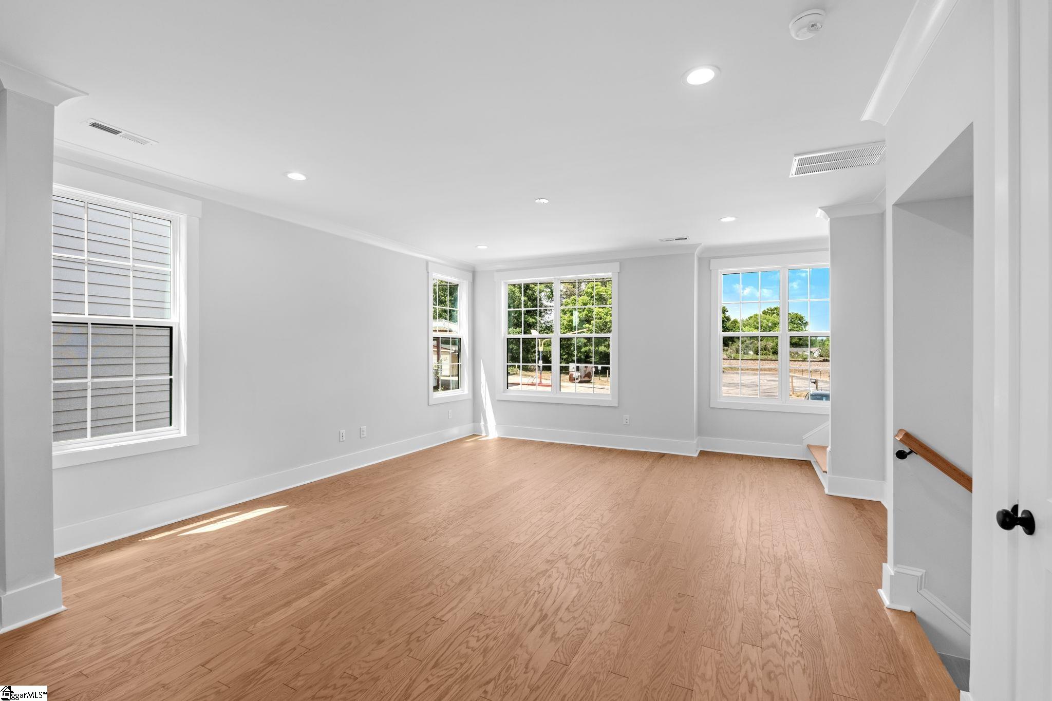 1305 Pendleton Street Unit 12