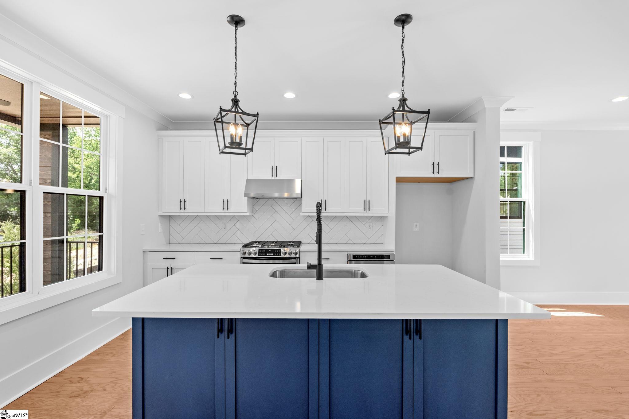 1305 Pendleton Street Unit 12