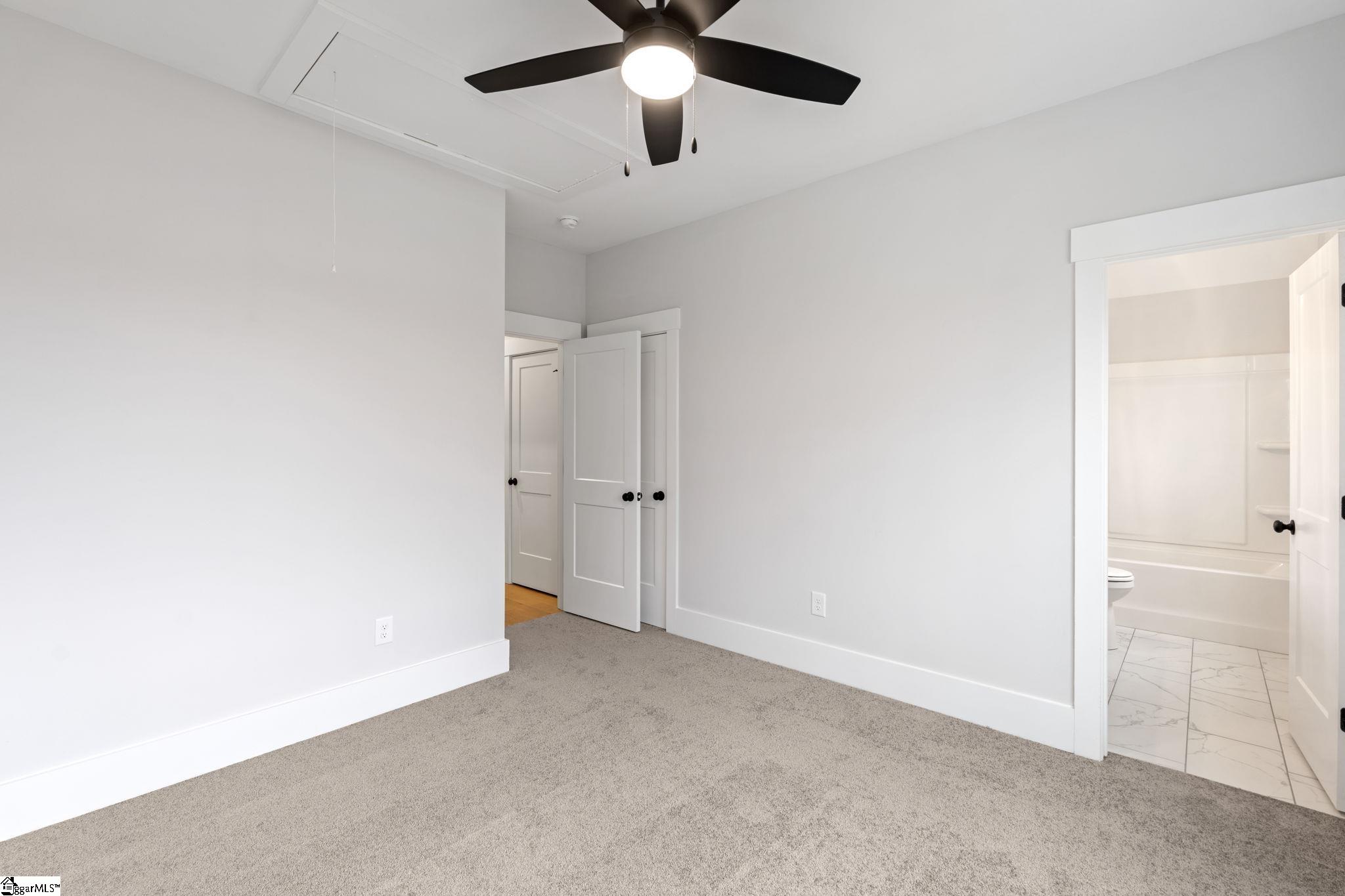 1305 Pendleton Street Unit 12