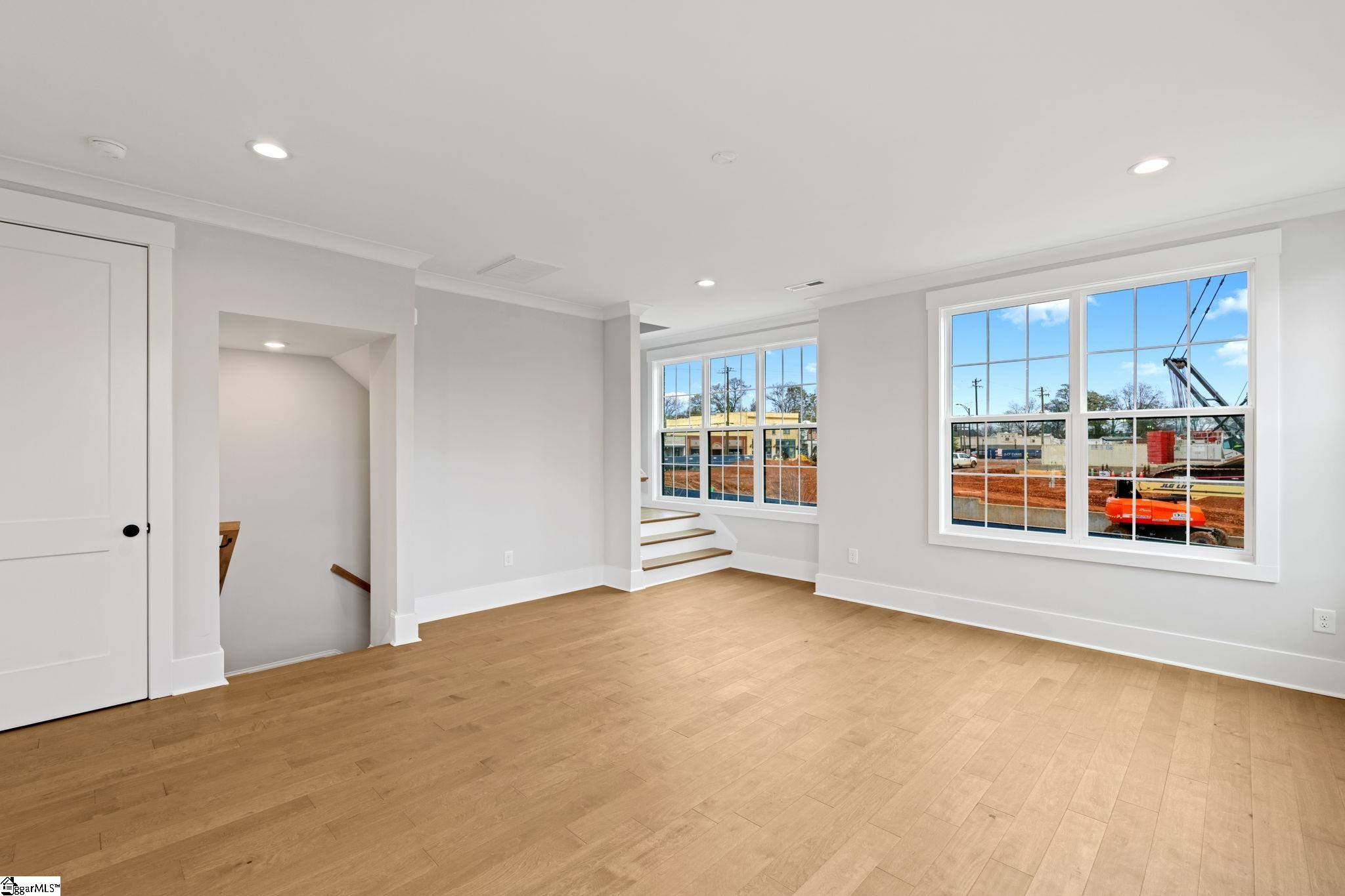 1305 Pendleton Street Unit 12