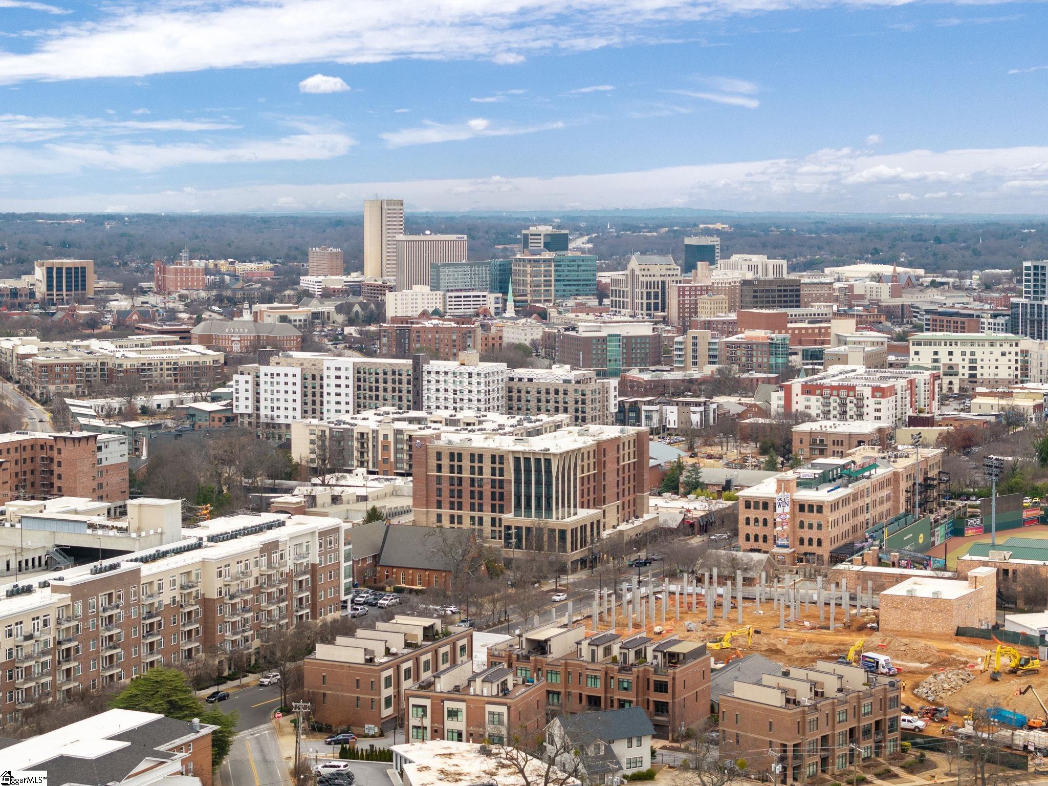 1027 Main Street Unit 303