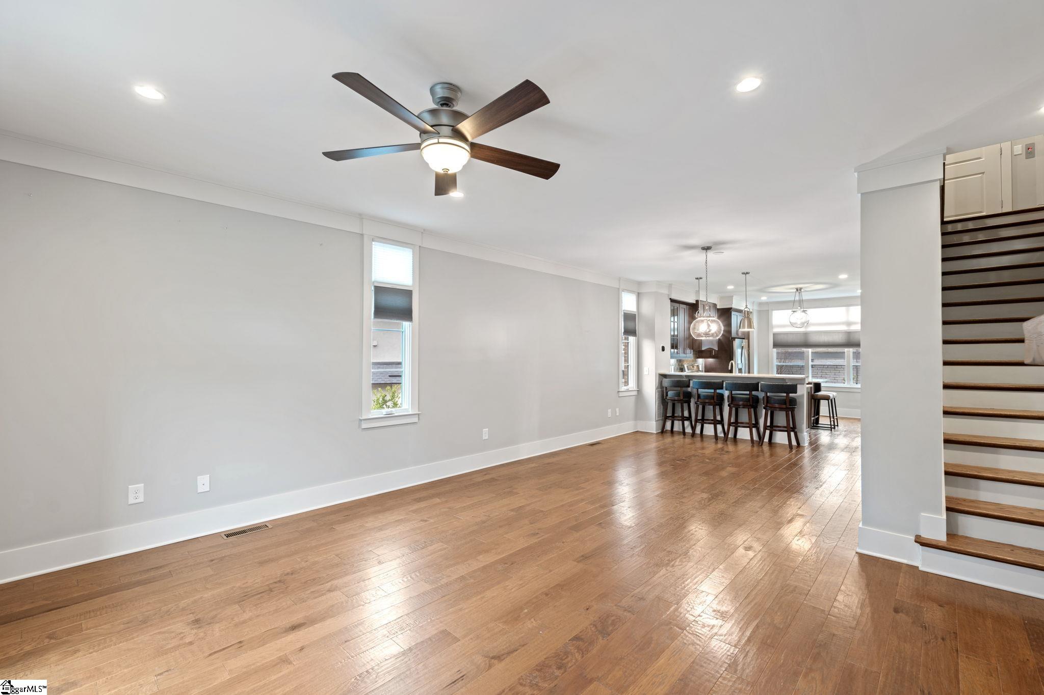 1027 Main Street Unit 303