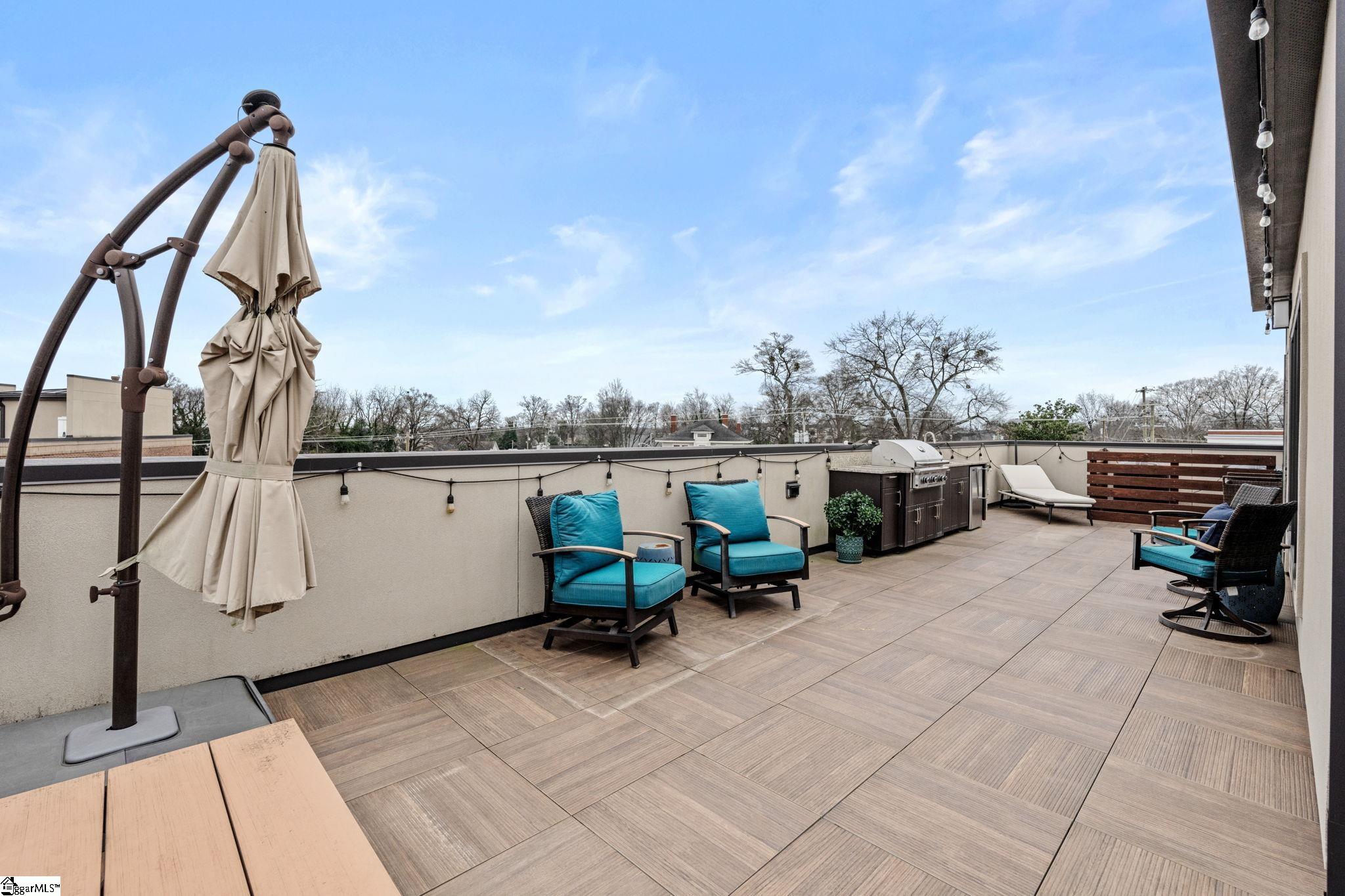 1027 Main Street Unit 303