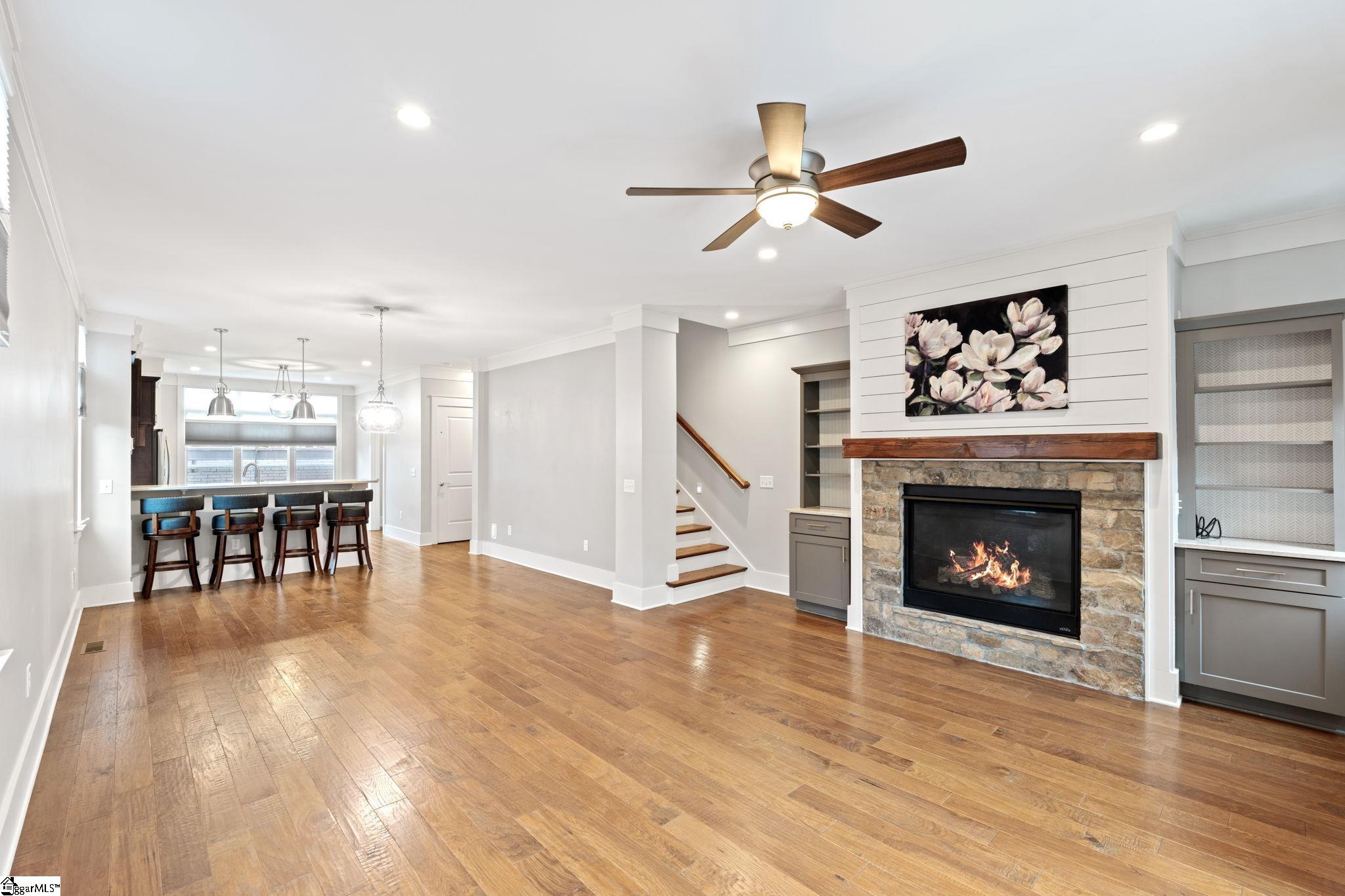 1027 Main Street Unit 303