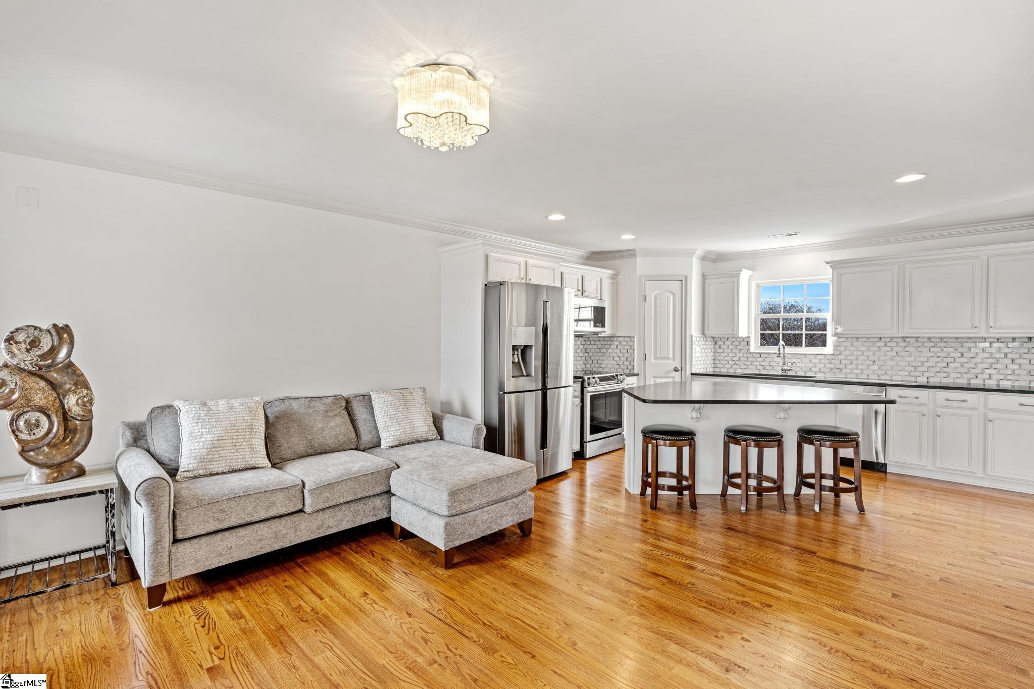 202 S Memminger Street