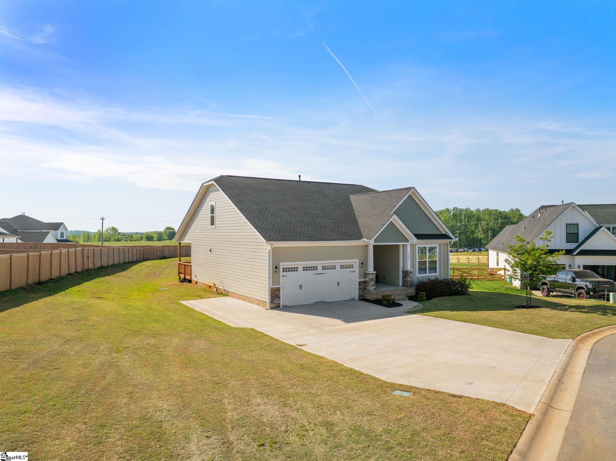 791 Amherst Glen Drive