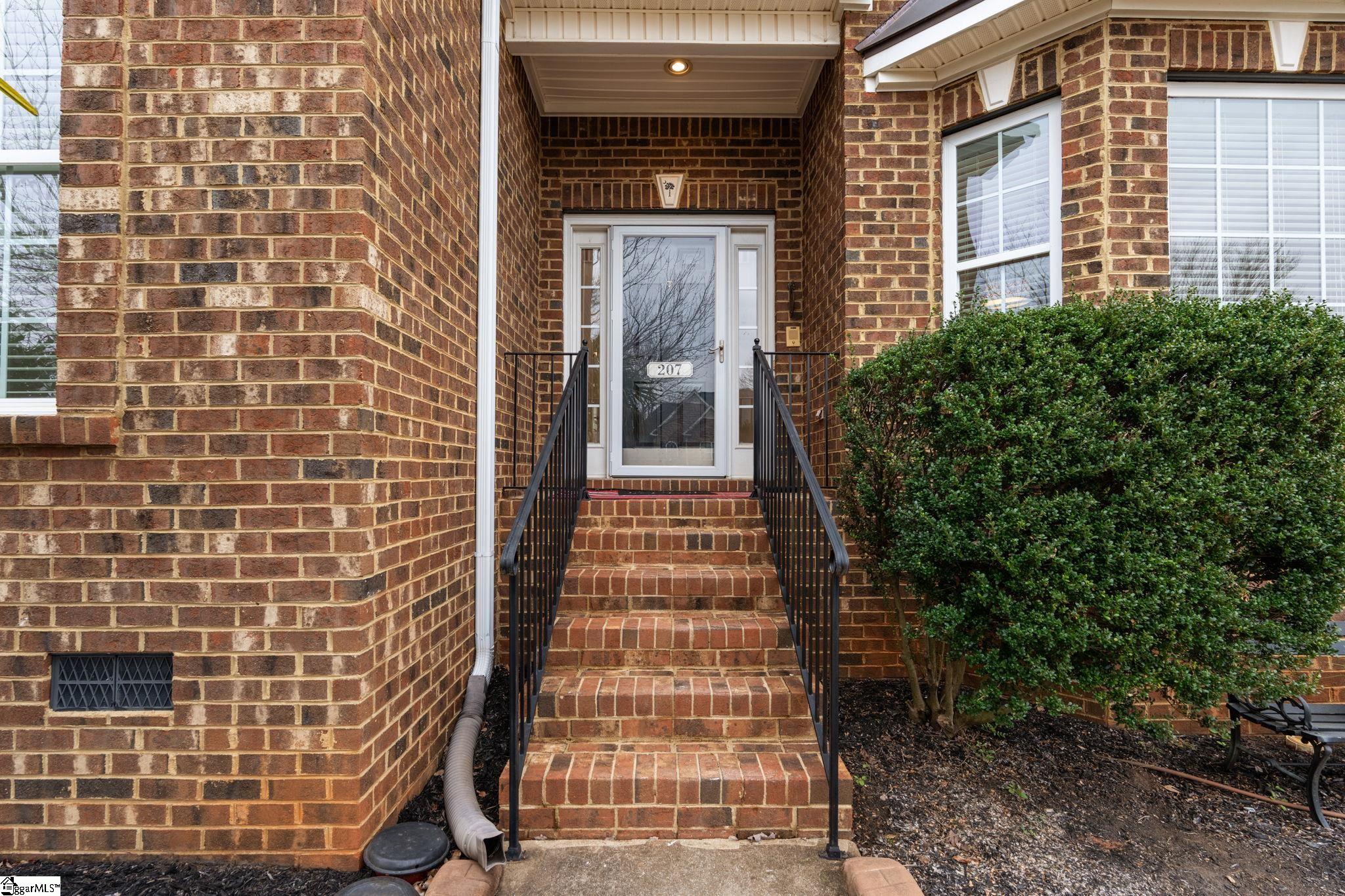 207 Traymore Way