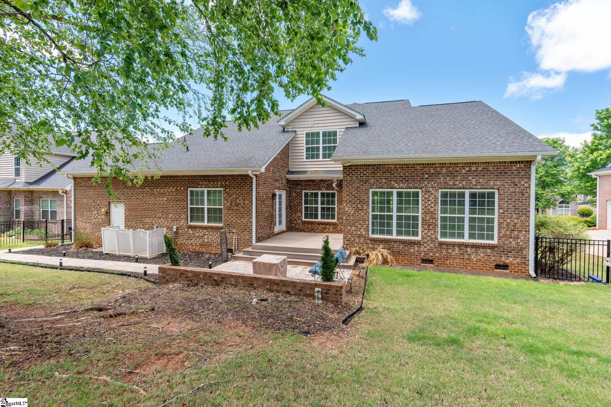 207 Traymore Way