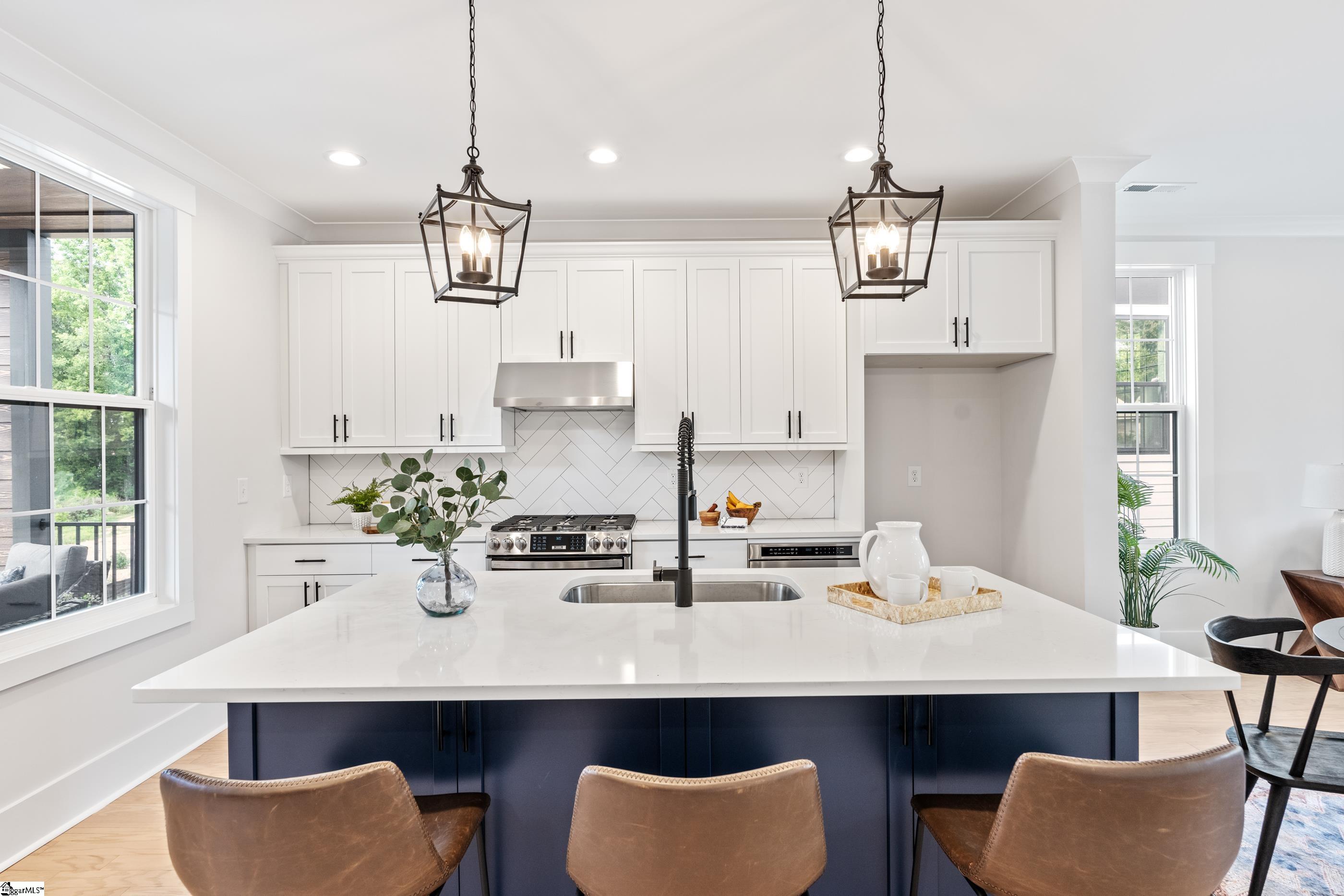1305 Pendleton Street Unit 12