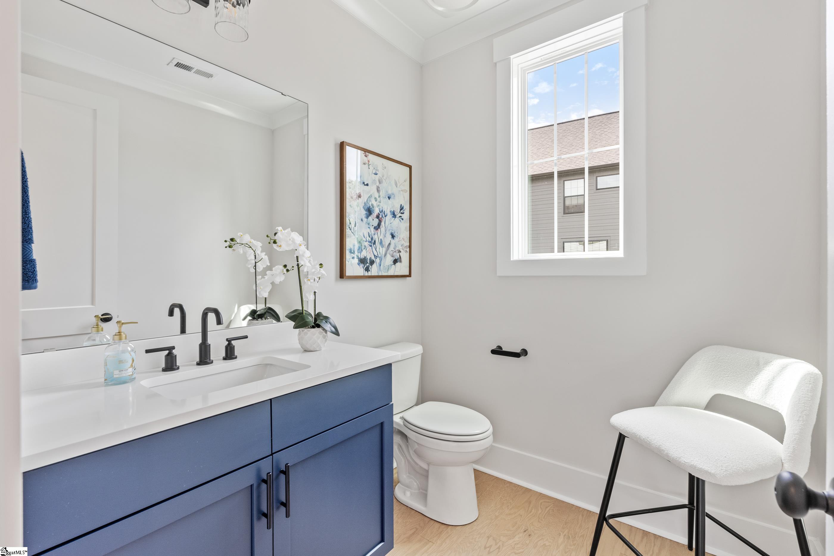 1305 Pendleton Street Unit 12