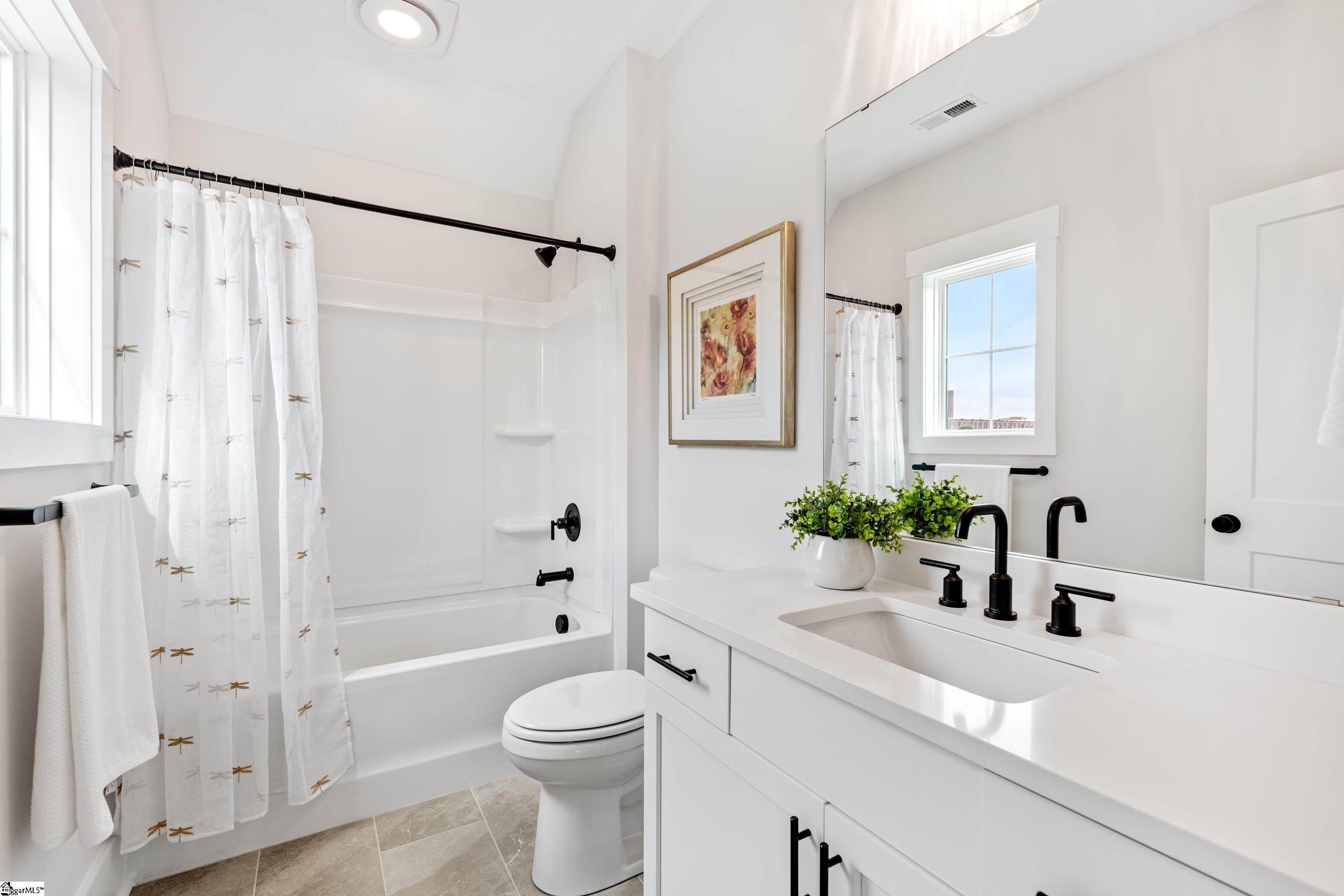 1305 Pendleton Street Unit 12