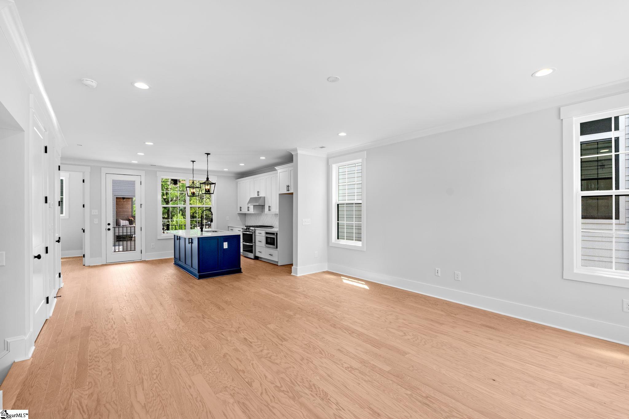 1305 Pendleton Street Unit 12