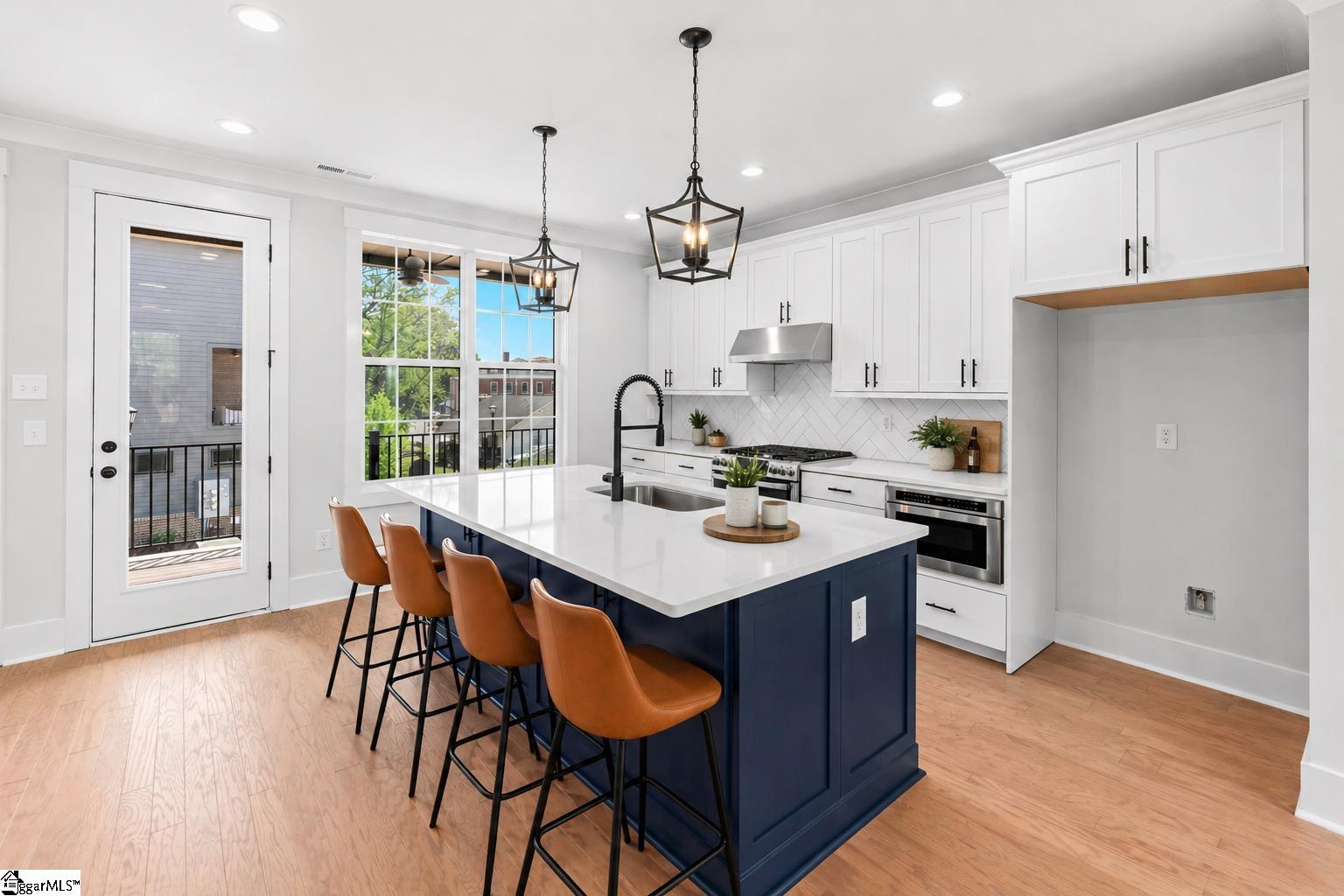 1305 Pendleton Street Unit 12