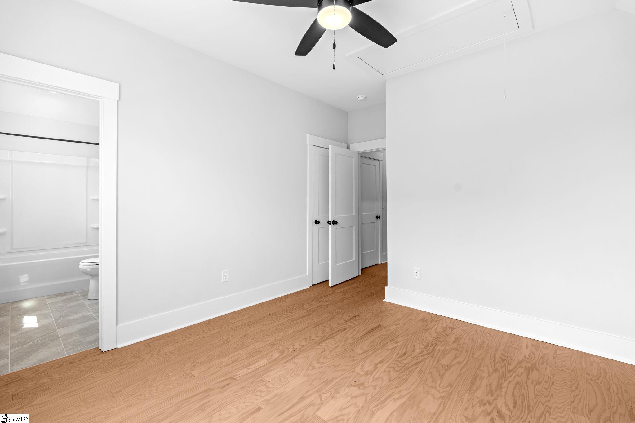 1305 Pendleton Street Unit 12