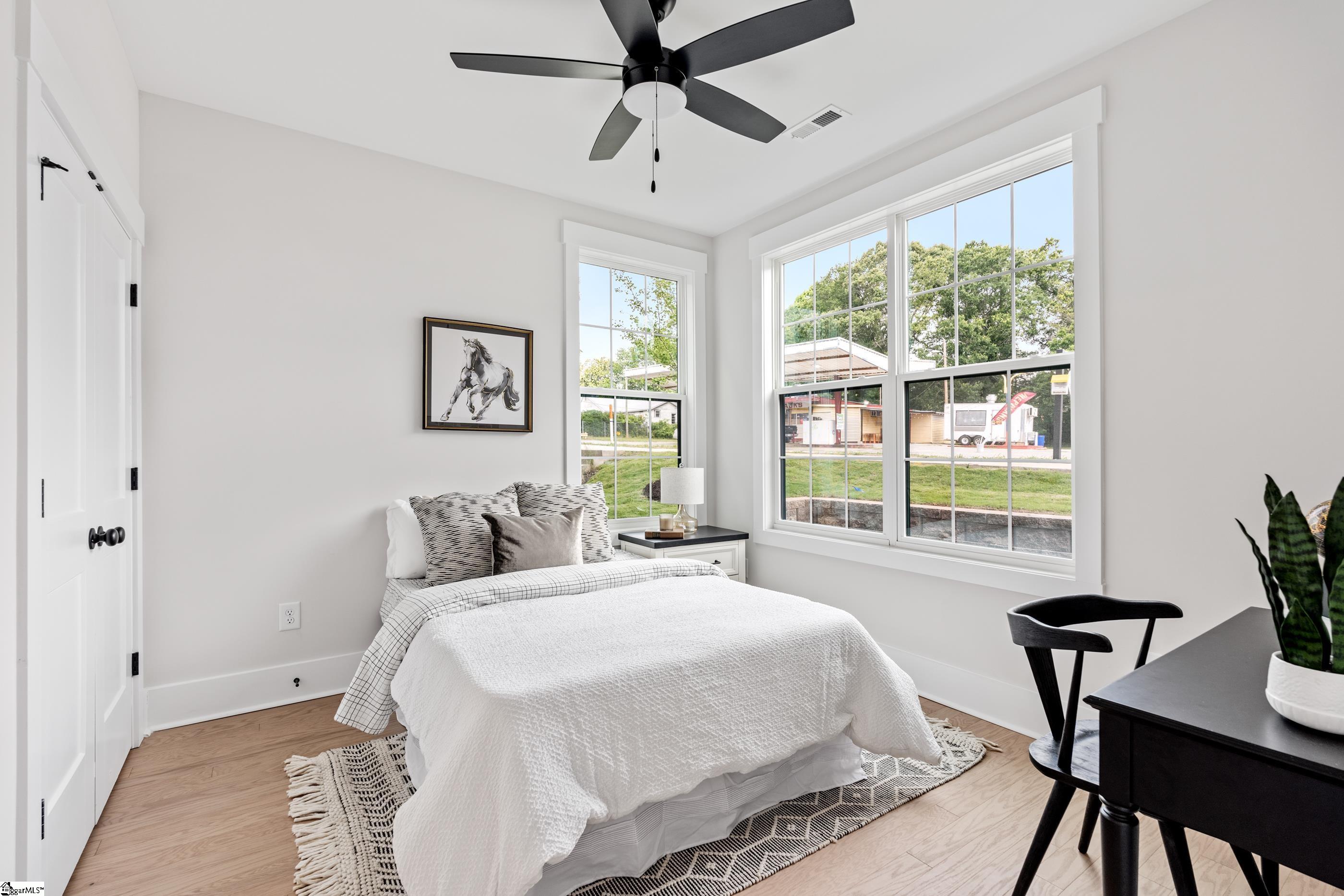 1305 Pendleton Street Unit 12