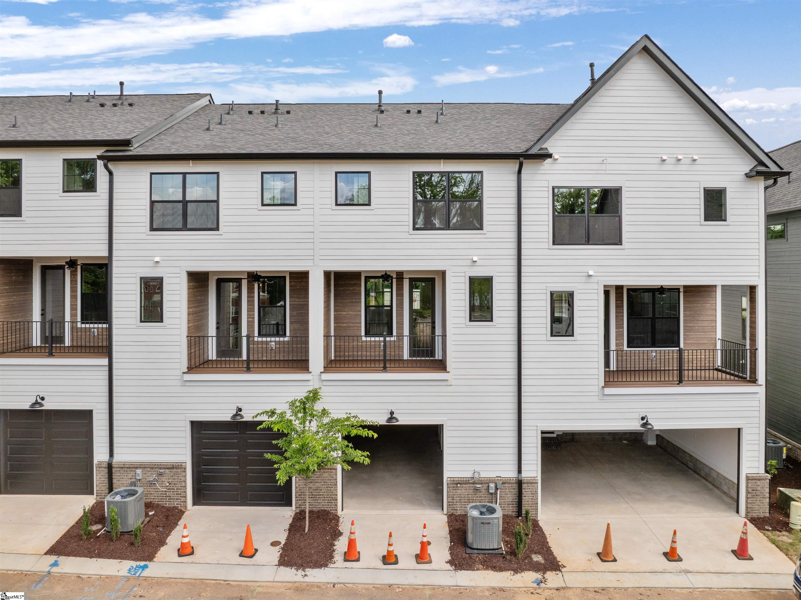 1305 Pendleton Street Unit 14