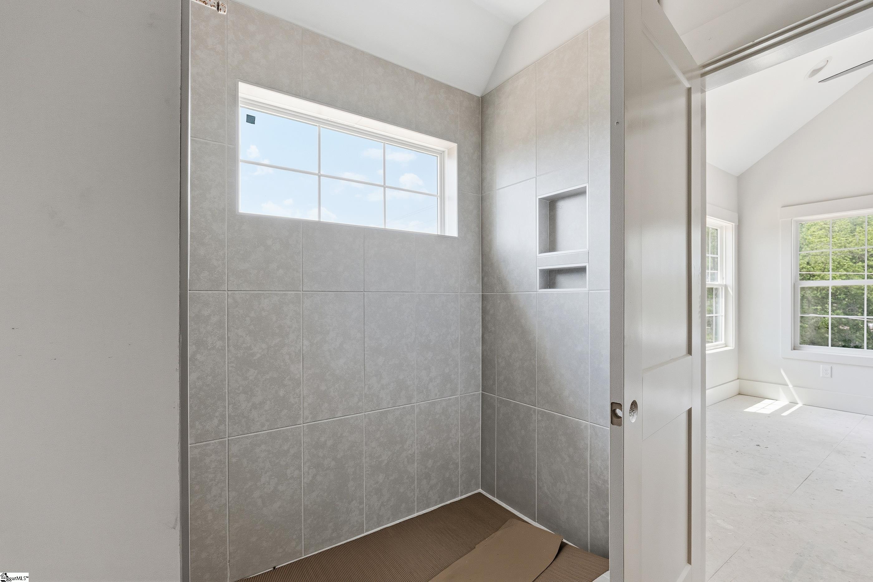 1305 Pendleton Street Unit 18