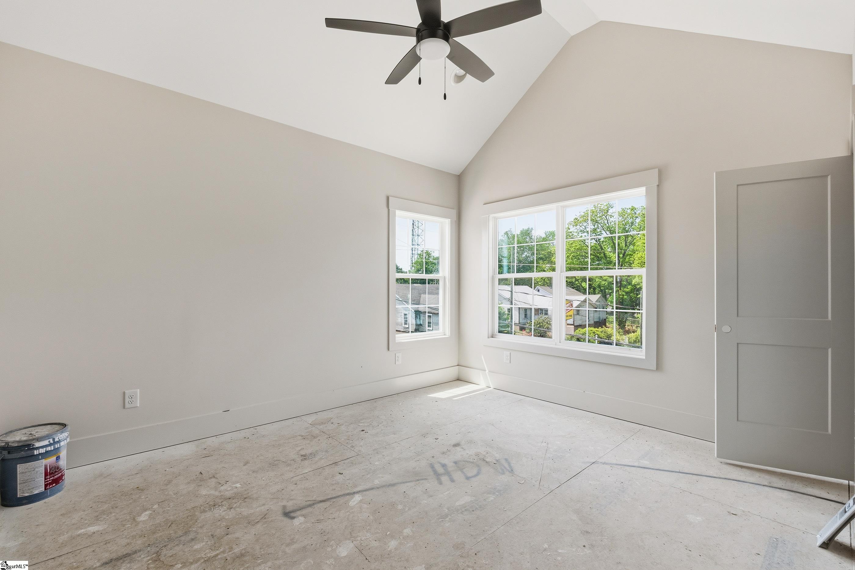 1305 Pendleton Street Unit 18