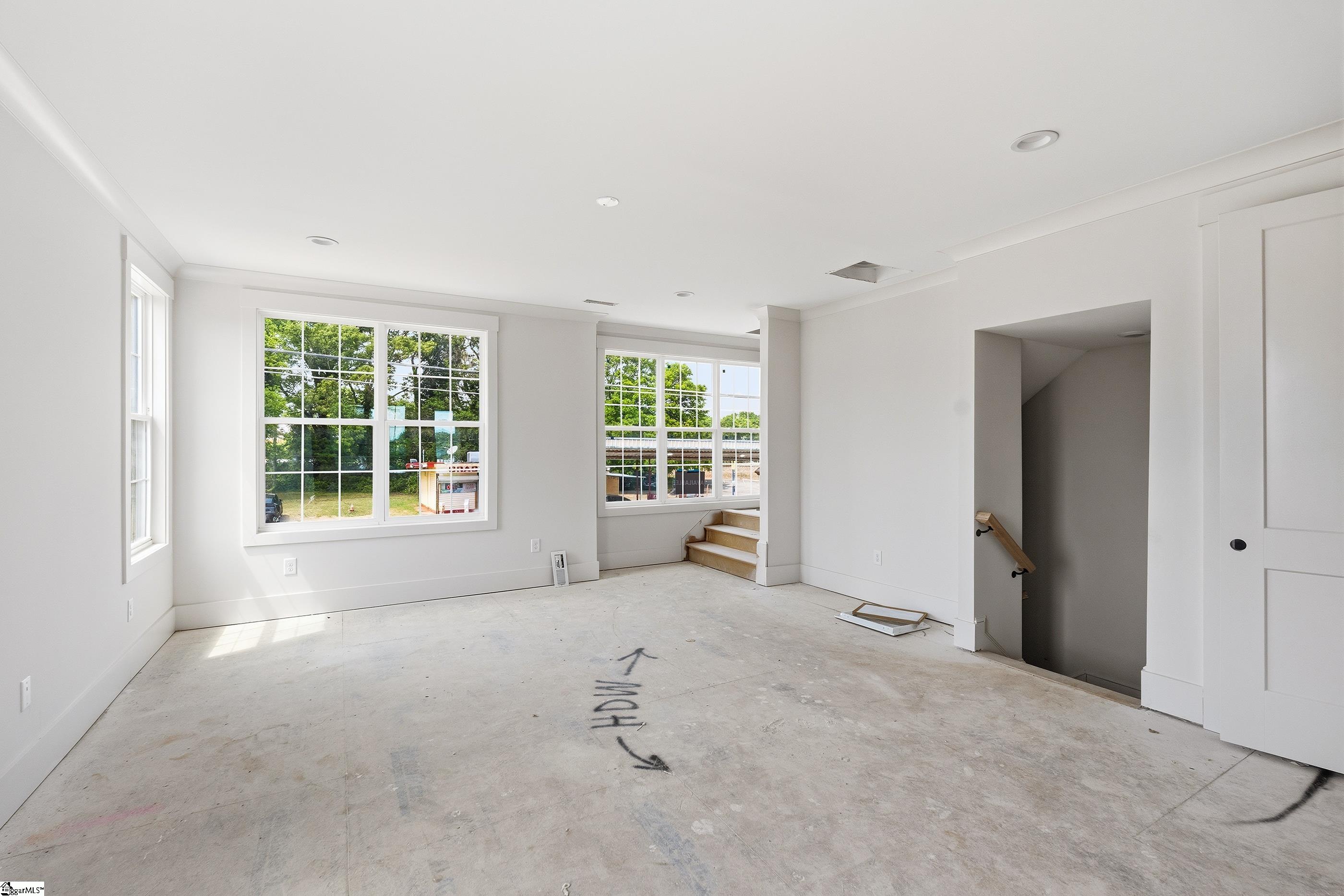 1305 Pendleton Street Unit 18