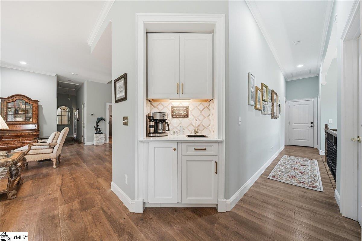 5 French Country Place
