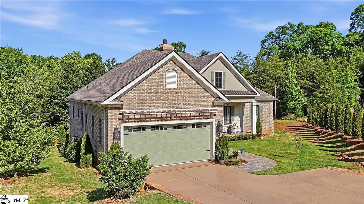 5 French Country Place