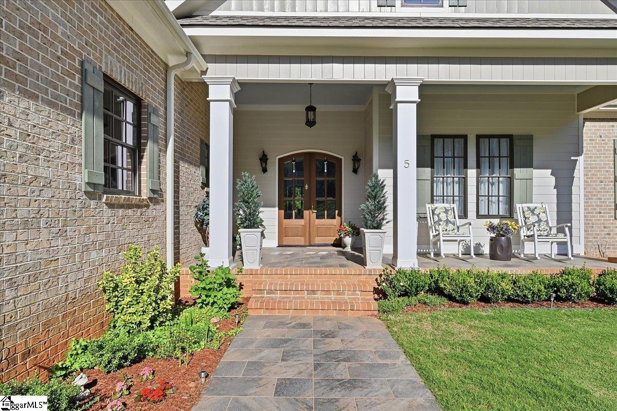 5 French Country Place