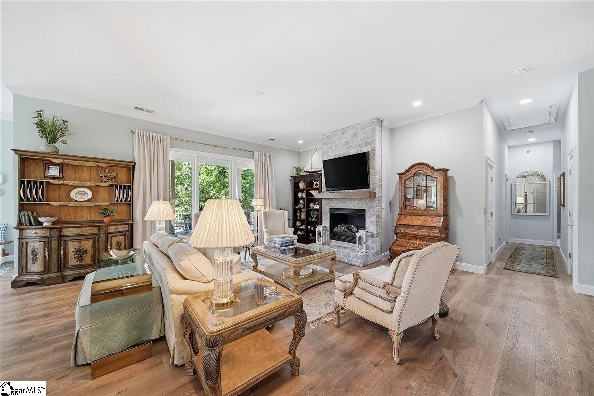 5 French Country Place